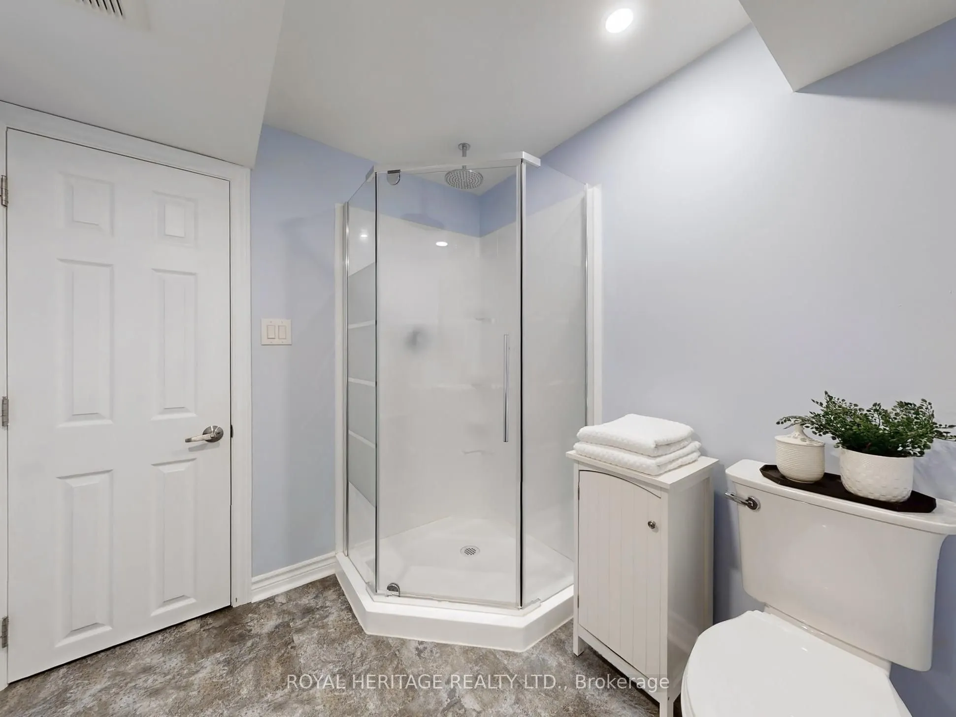 138 William Stephenson Drive