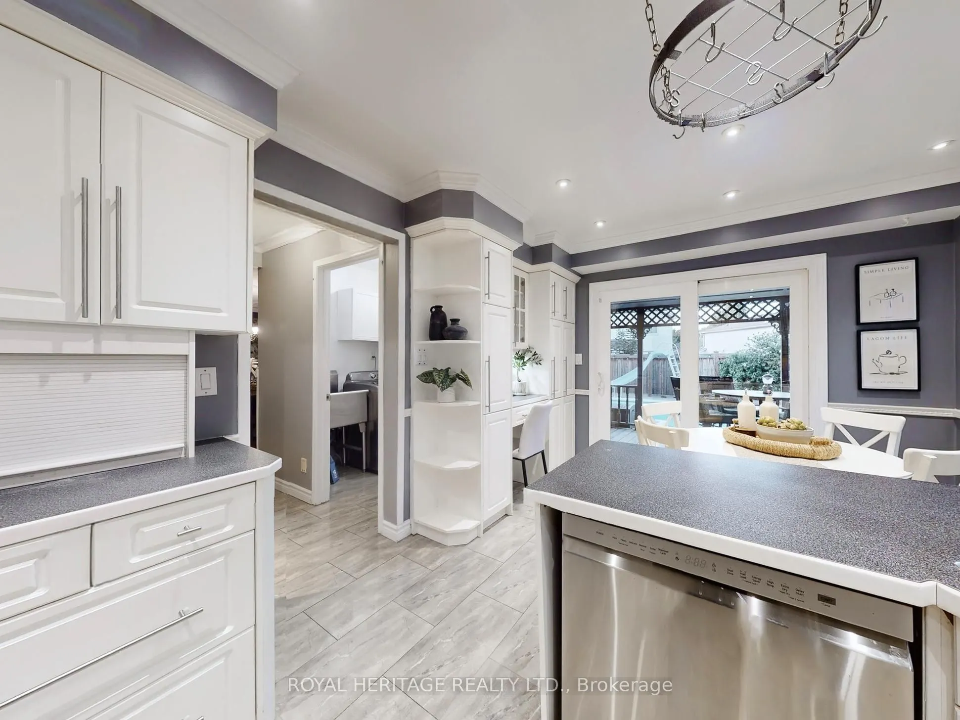 138 William Stephenson Drive