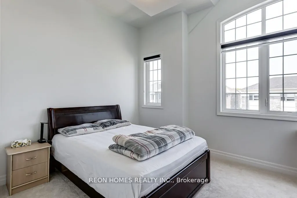 1423 Swallowtail Lane