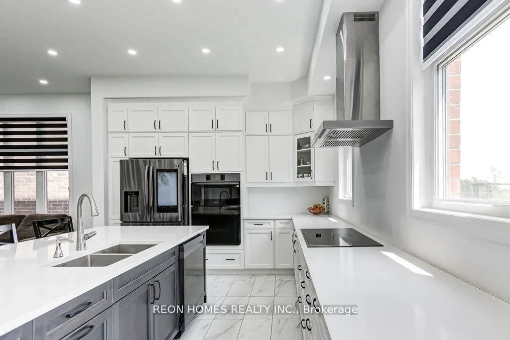 1423 Swallowtail Lane