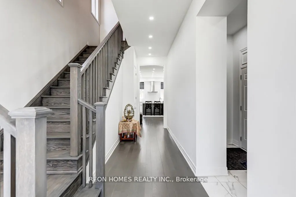 1423 Swallowtail Lane