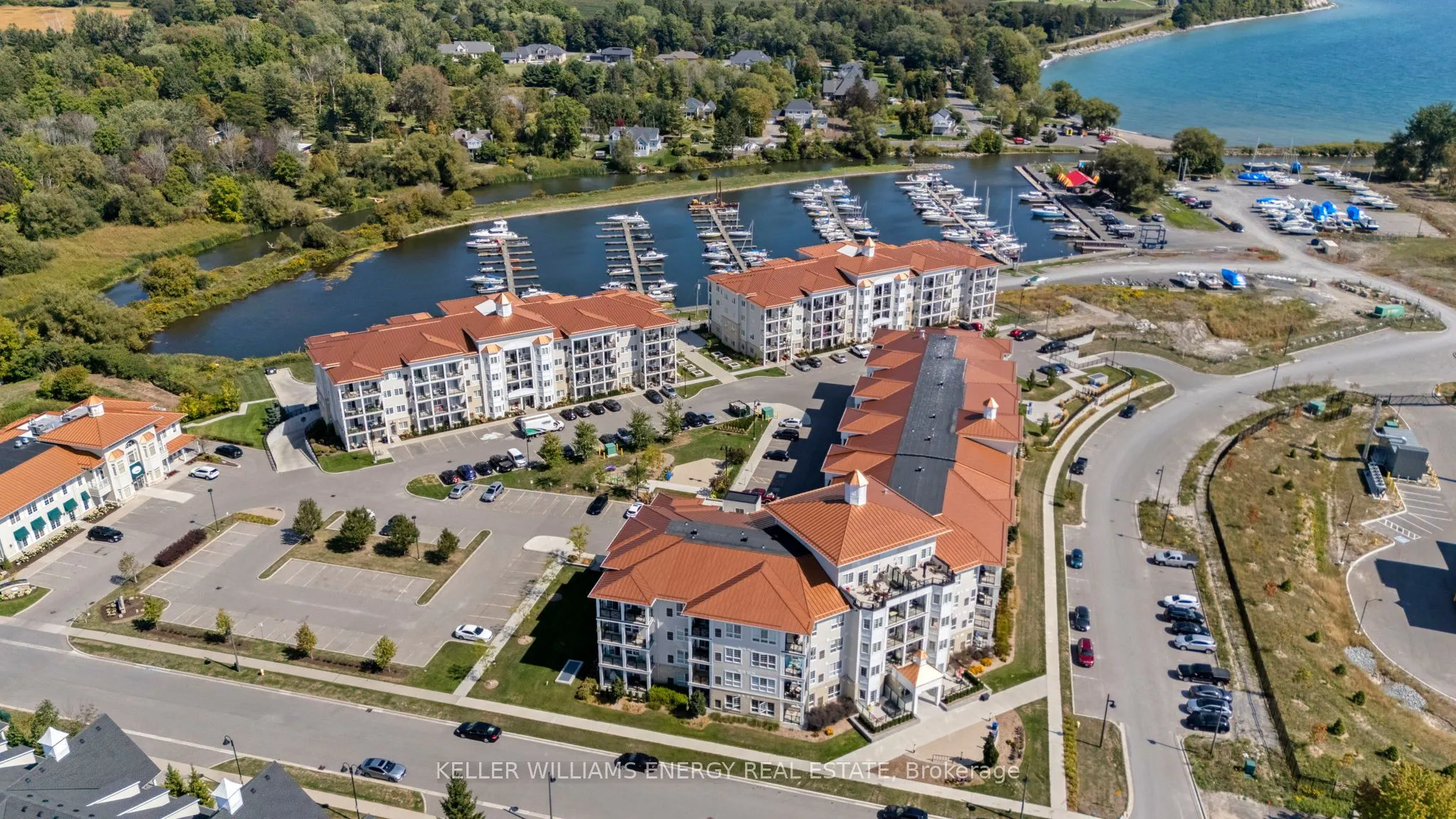 50 Lakebreeze Drive, #106