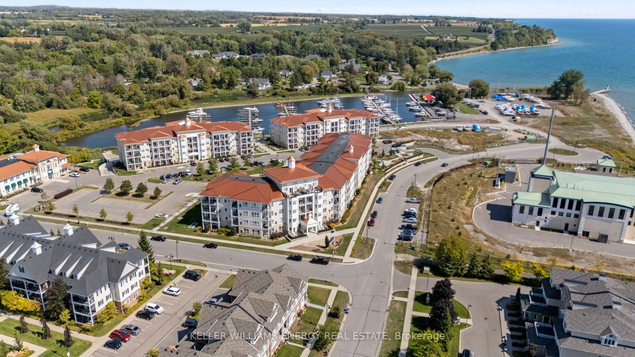 50 Lakebreeze Drive, #106