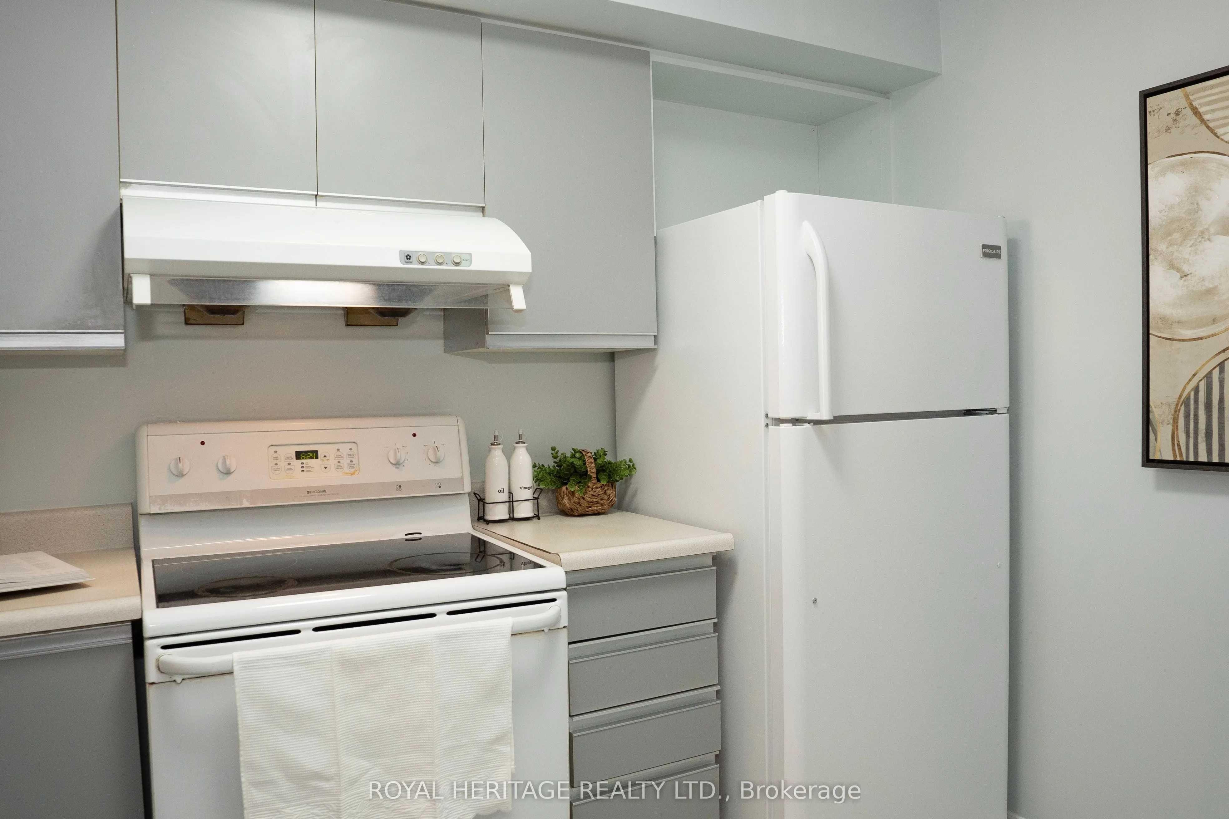 400 Mclevin Avenue, #704