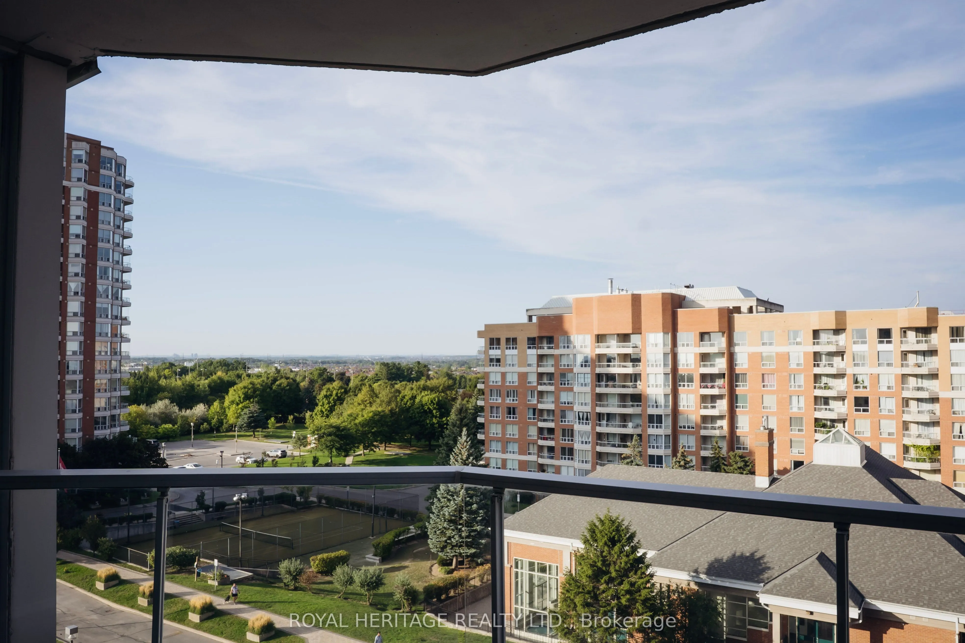 400 Mclevin Avenue, #704