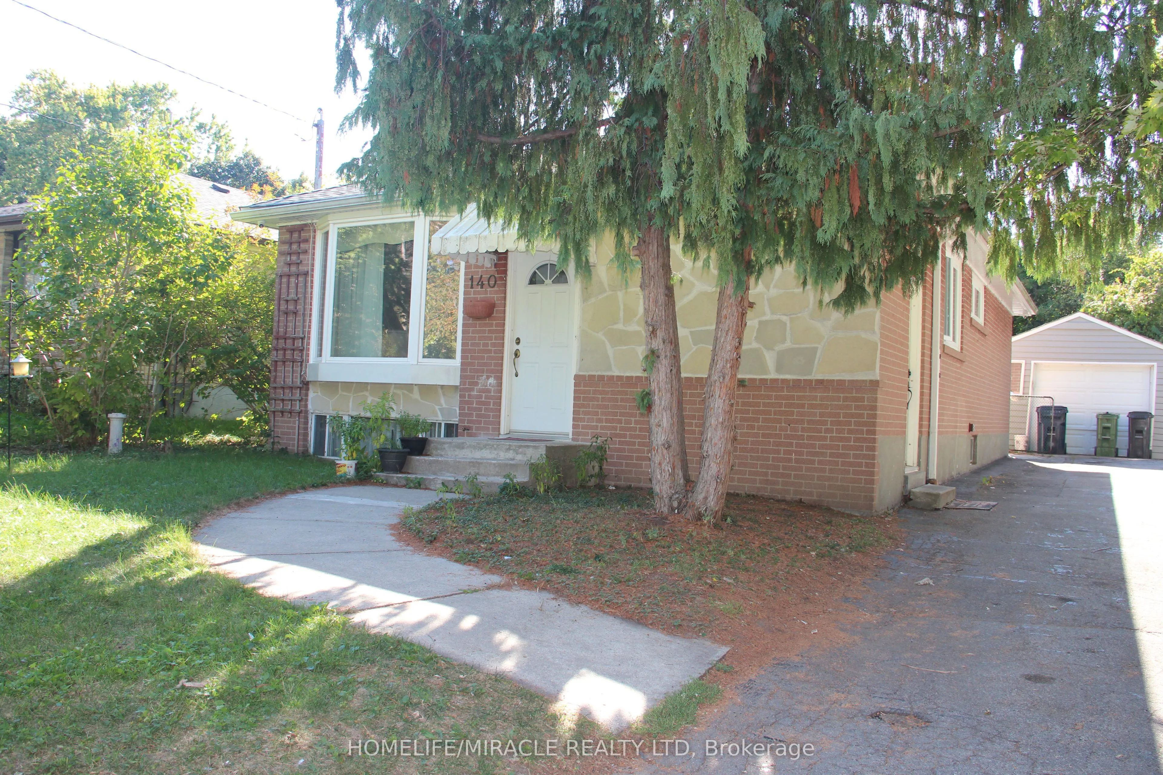 140 Porchester Drive