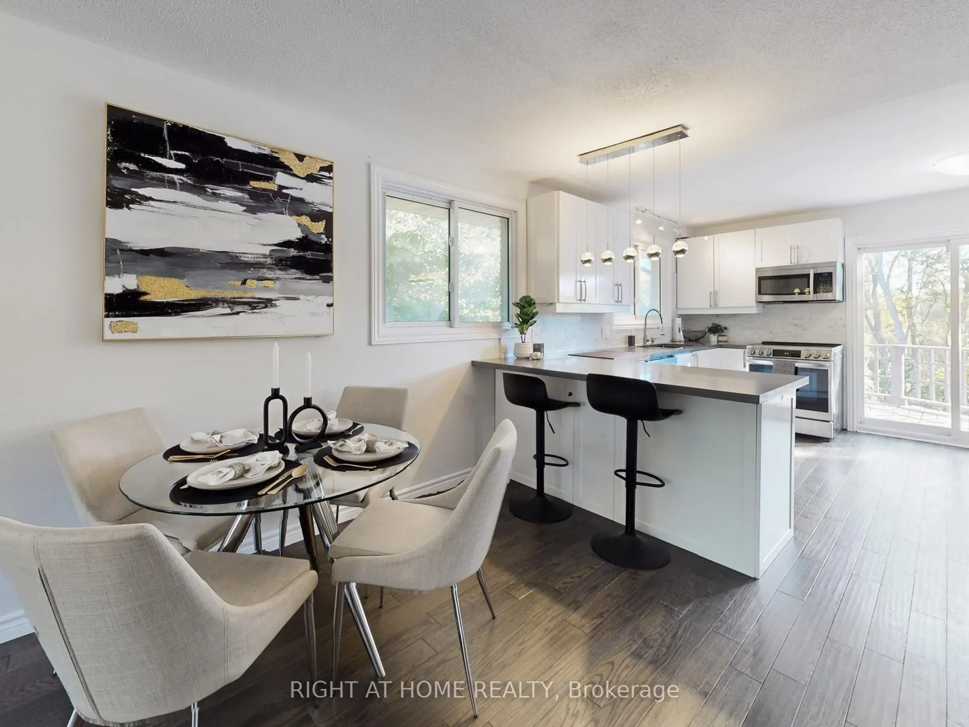 2 Hetherington Drive
