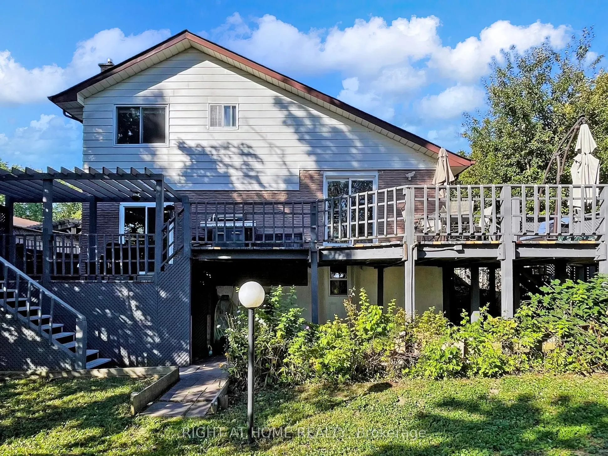 2 Hetherington Drive