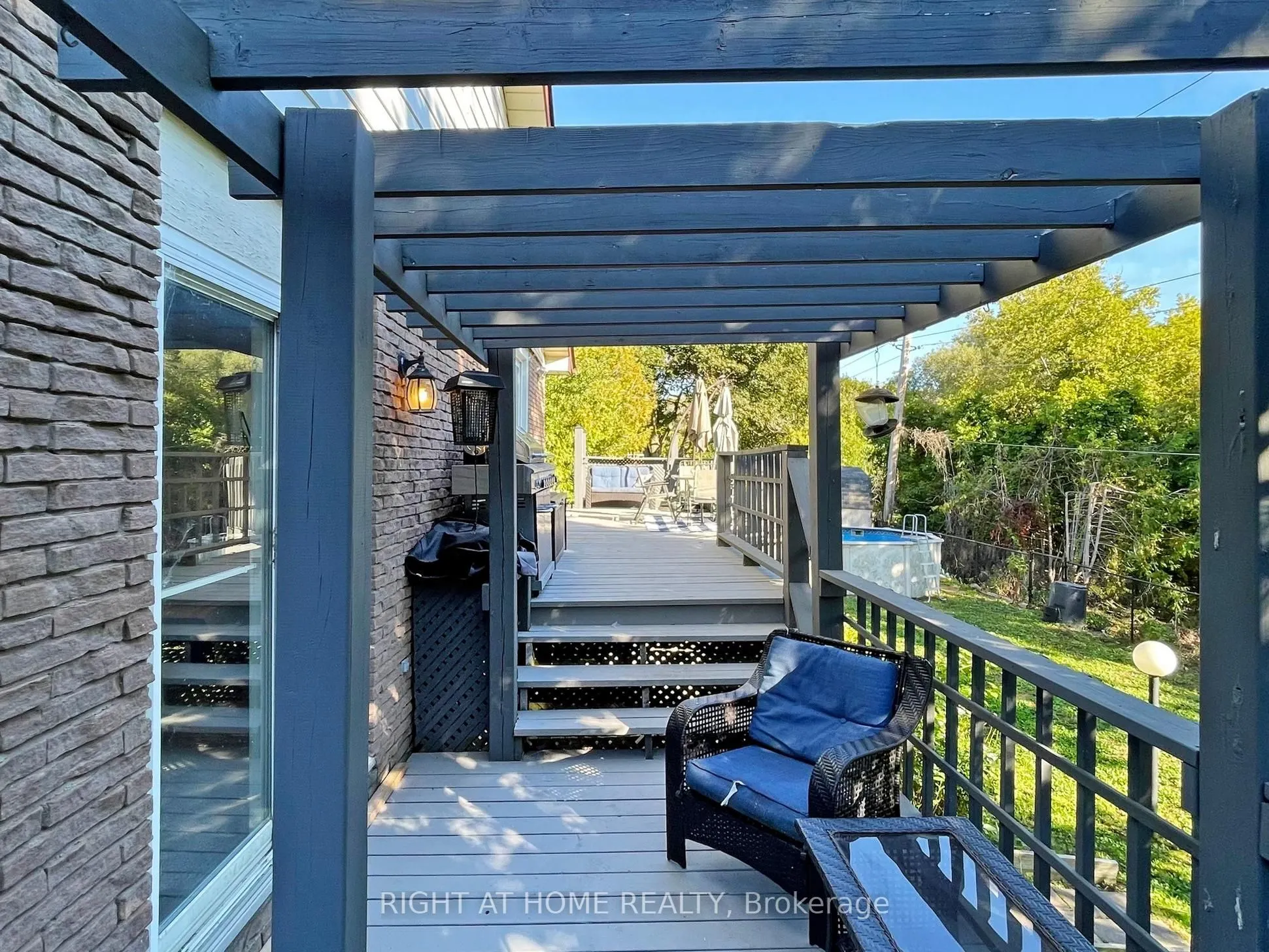 2 Hetherington Drive