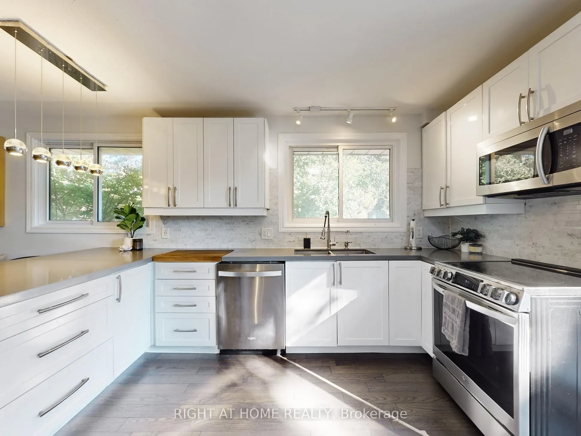 2 Hetherington Drive