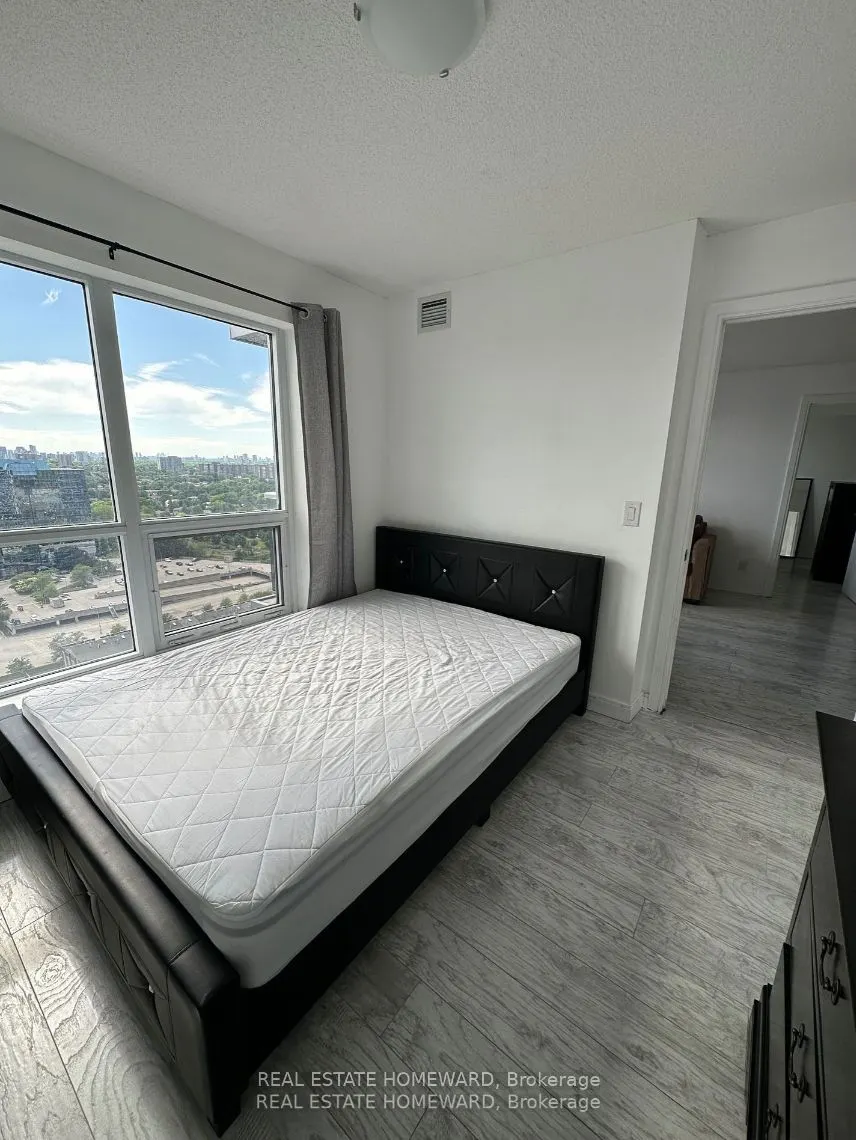 151 Village Green Square, #2404