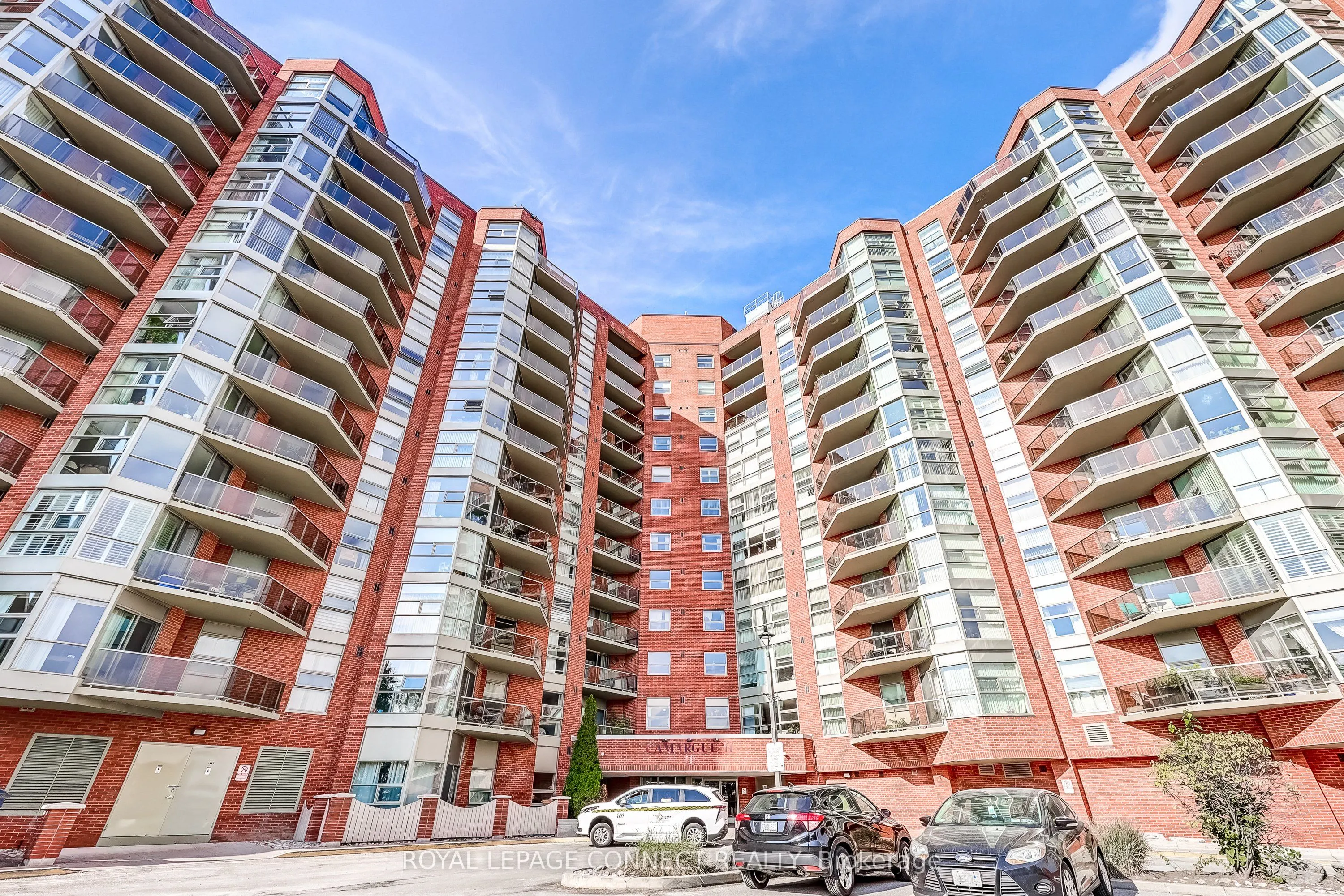 10 Dean Park Road, #903