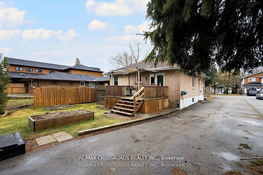 23 Cedarview Drive