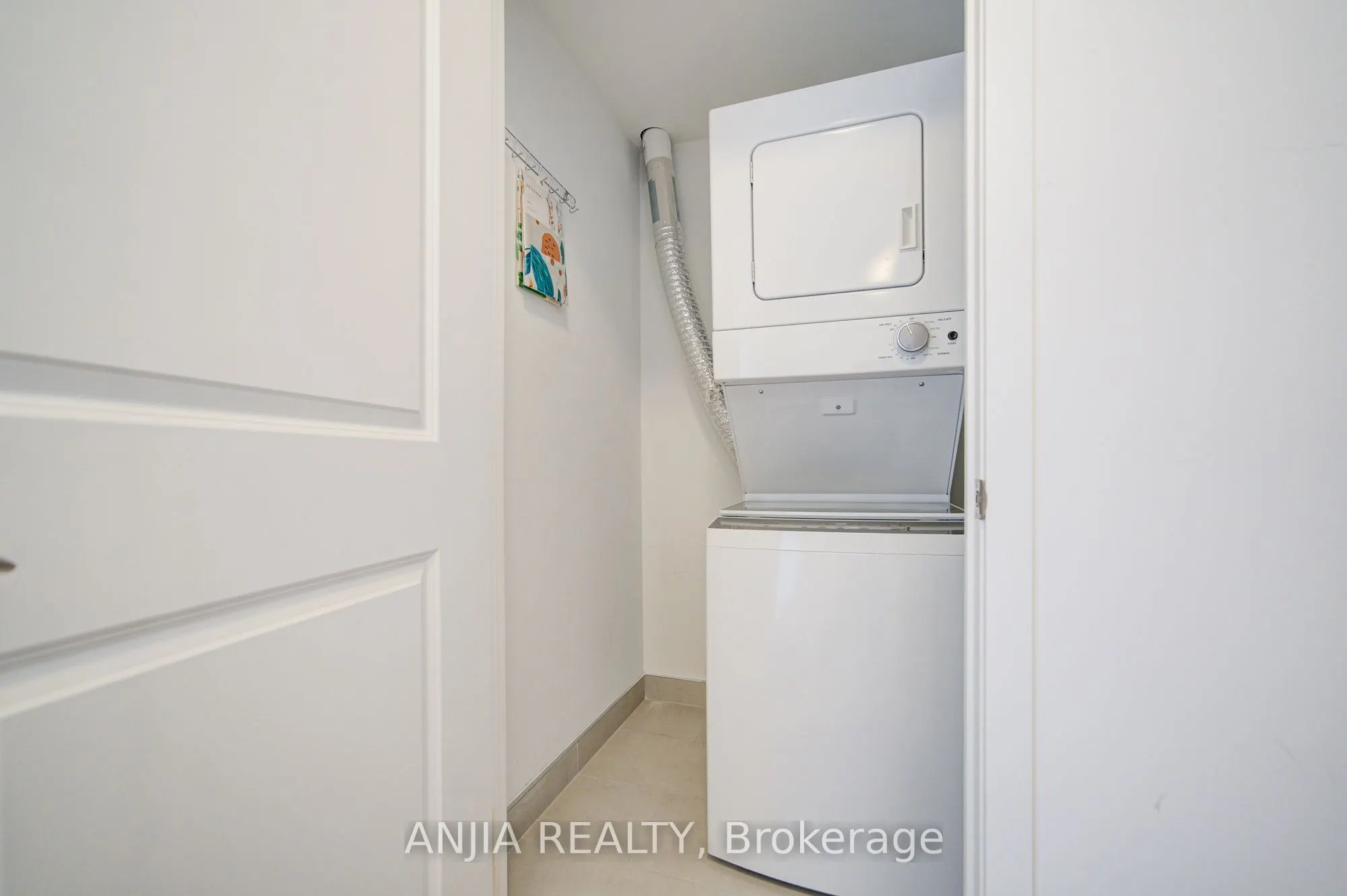 1028 McNicoll Avenue, #1213