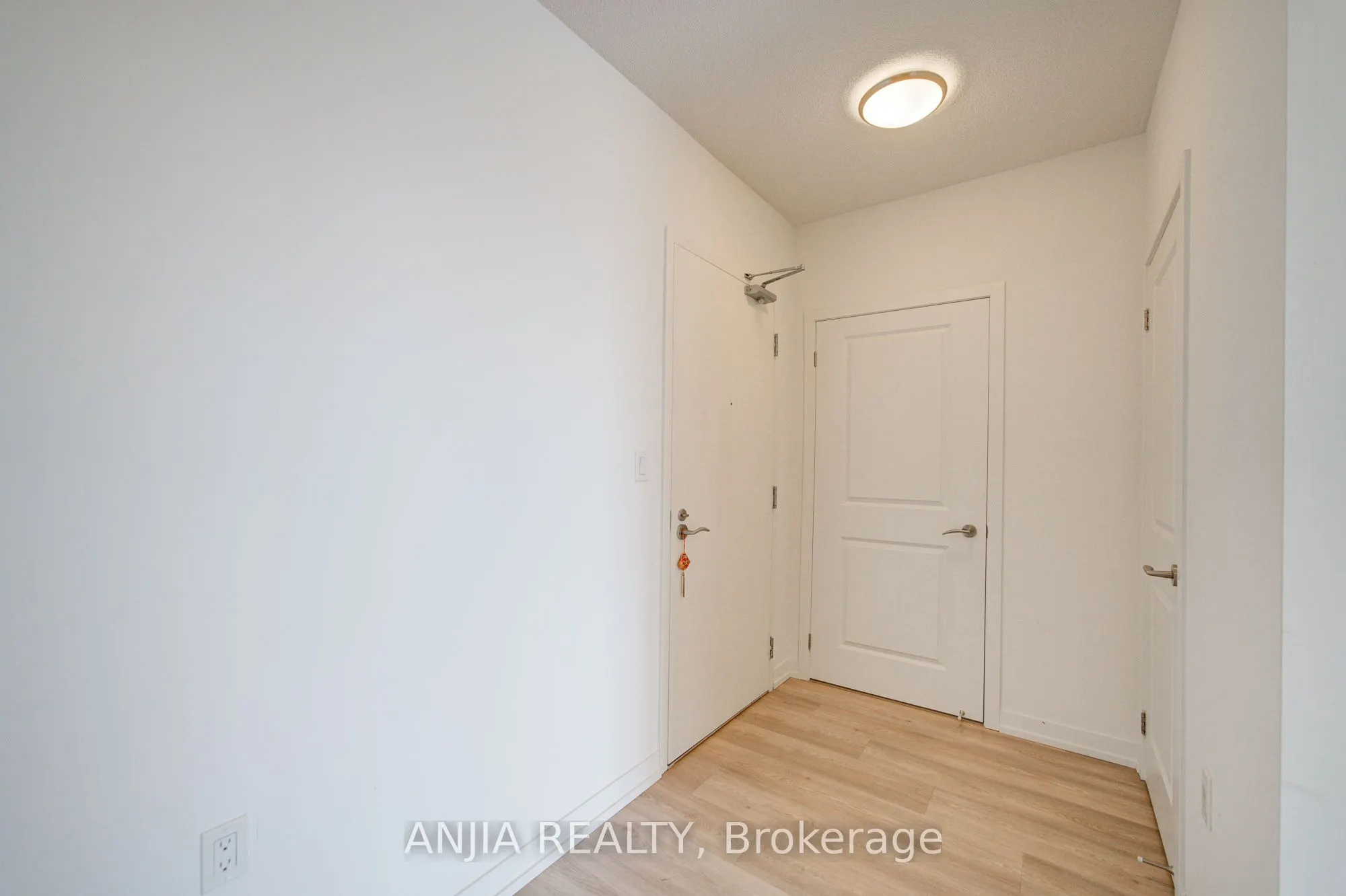 1028 McNicoll Avenue, #1213
