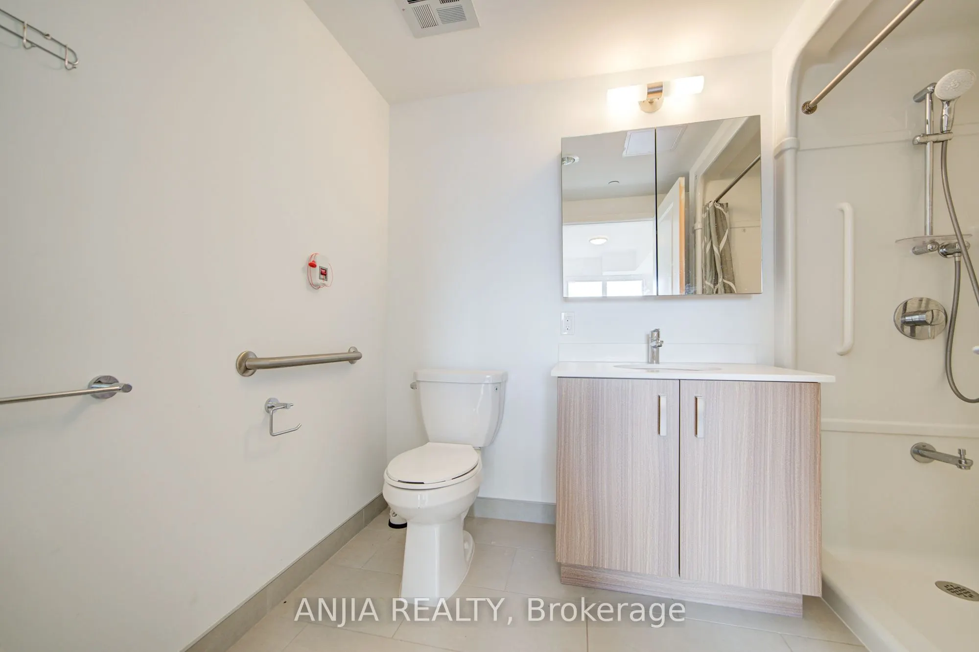 1028 McNicoll Avenue, #1213