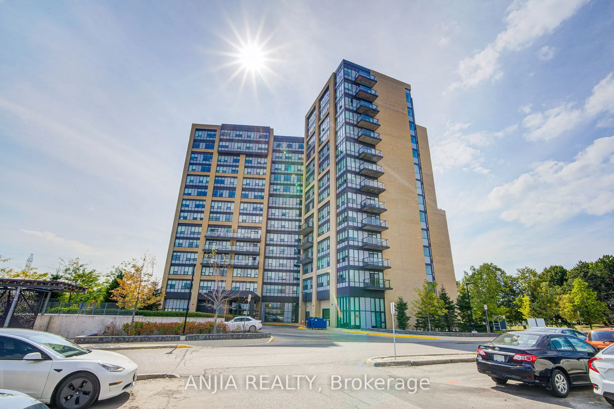 1028 McNicoll Avenue, #1213