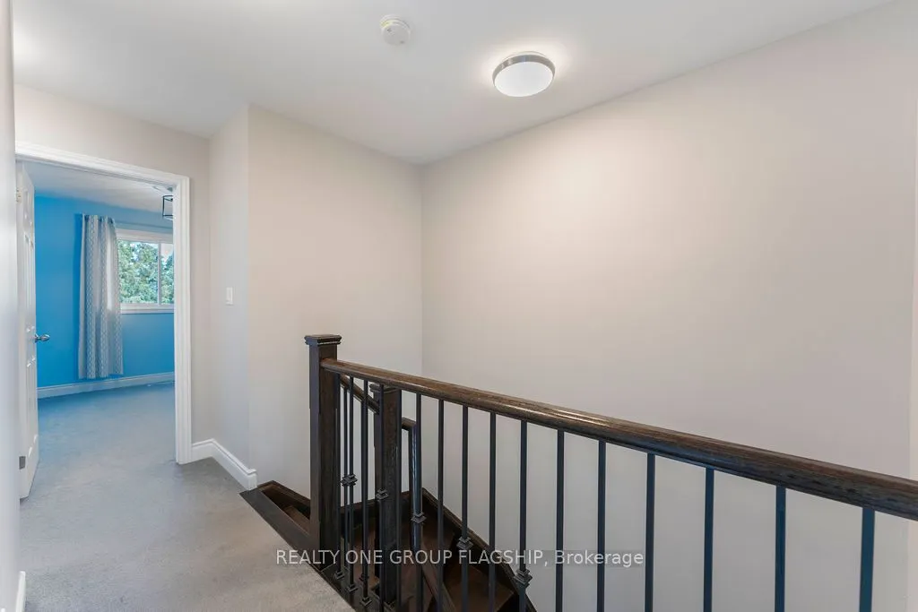 3 Teddington Crescent