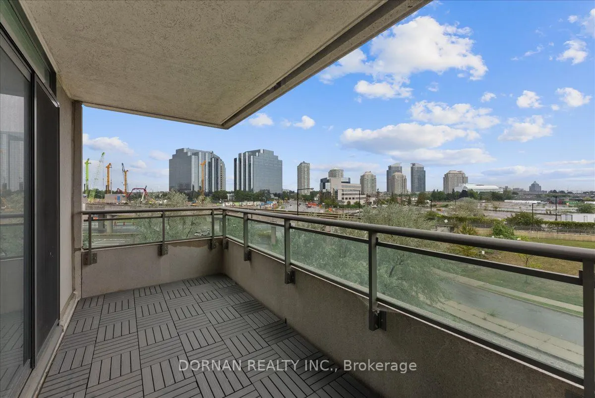88 Grangeway Avenue, #305