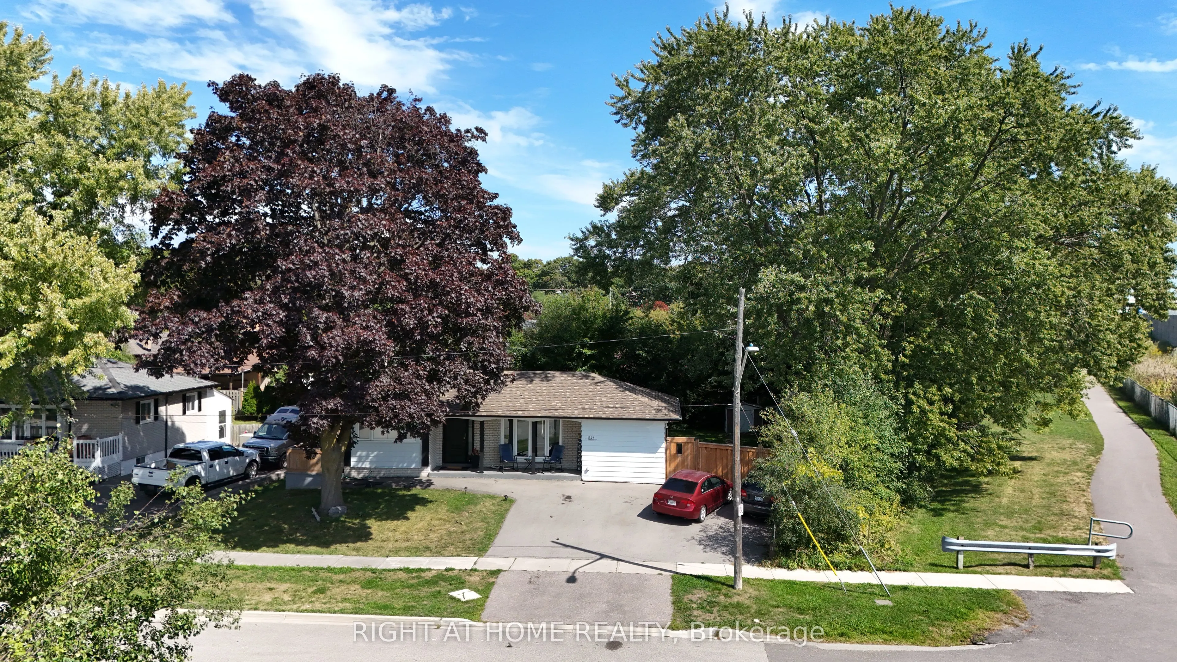 927 Annes Street