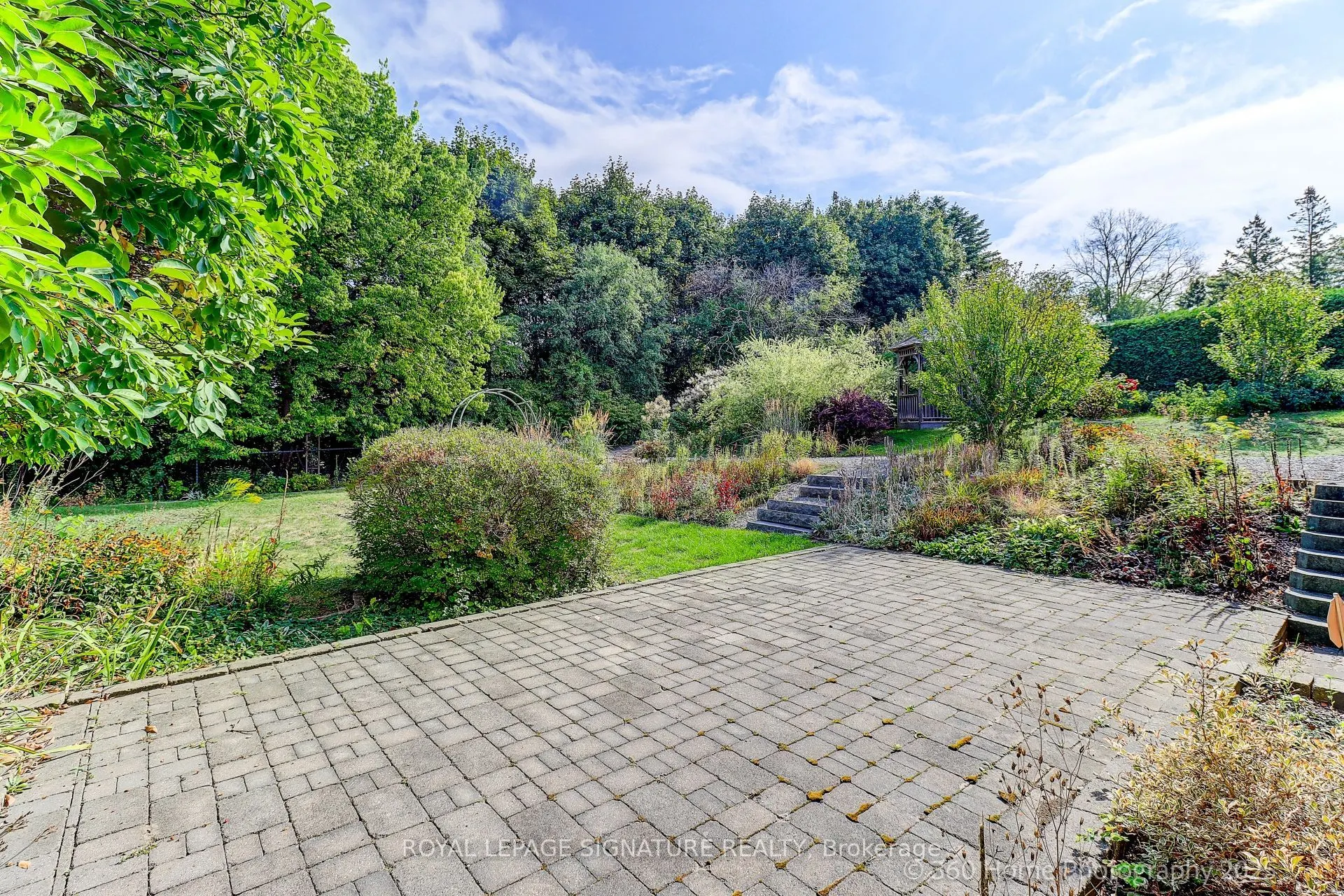 89 Portico Drive