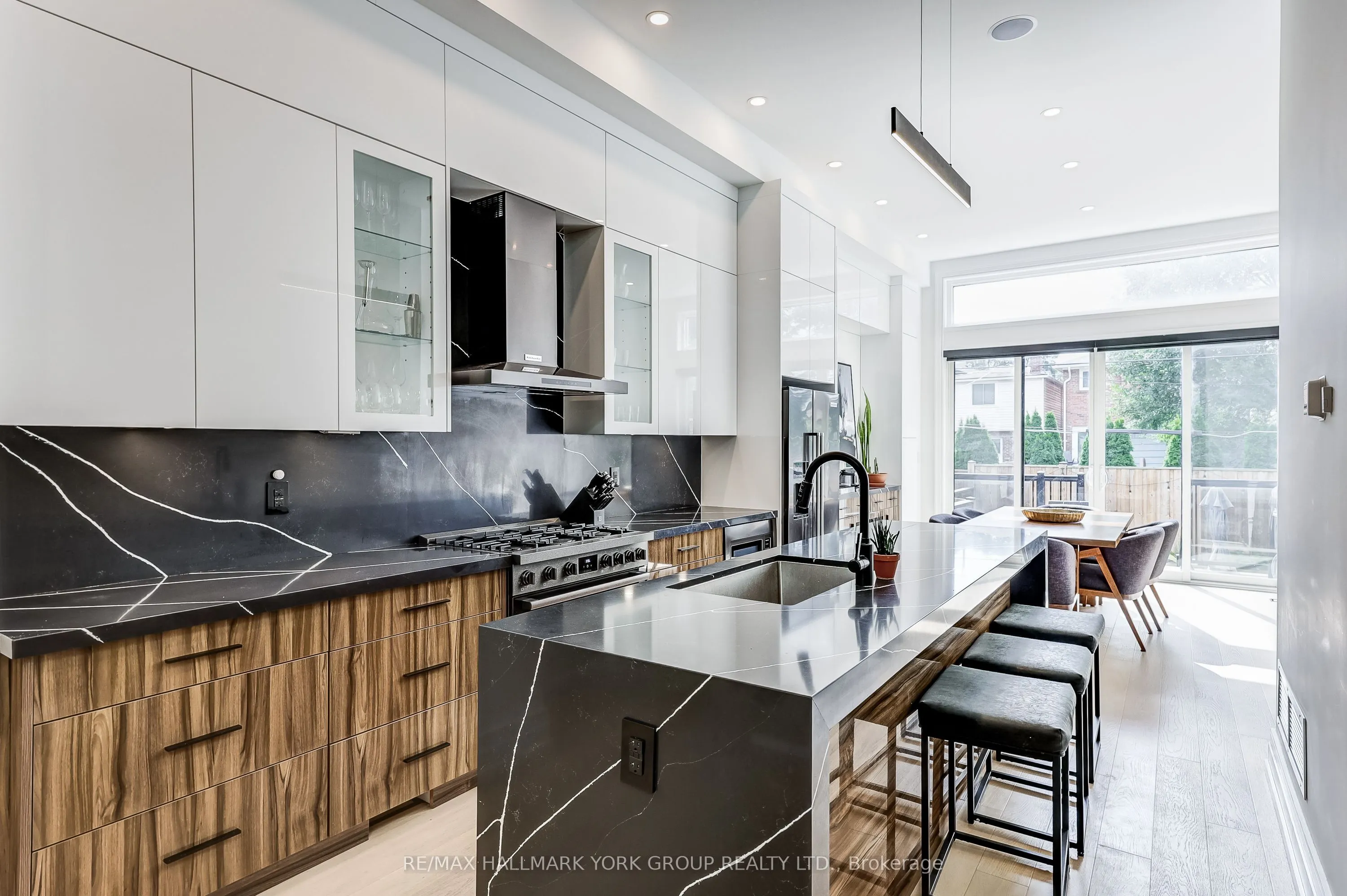109A Holborne Avenue