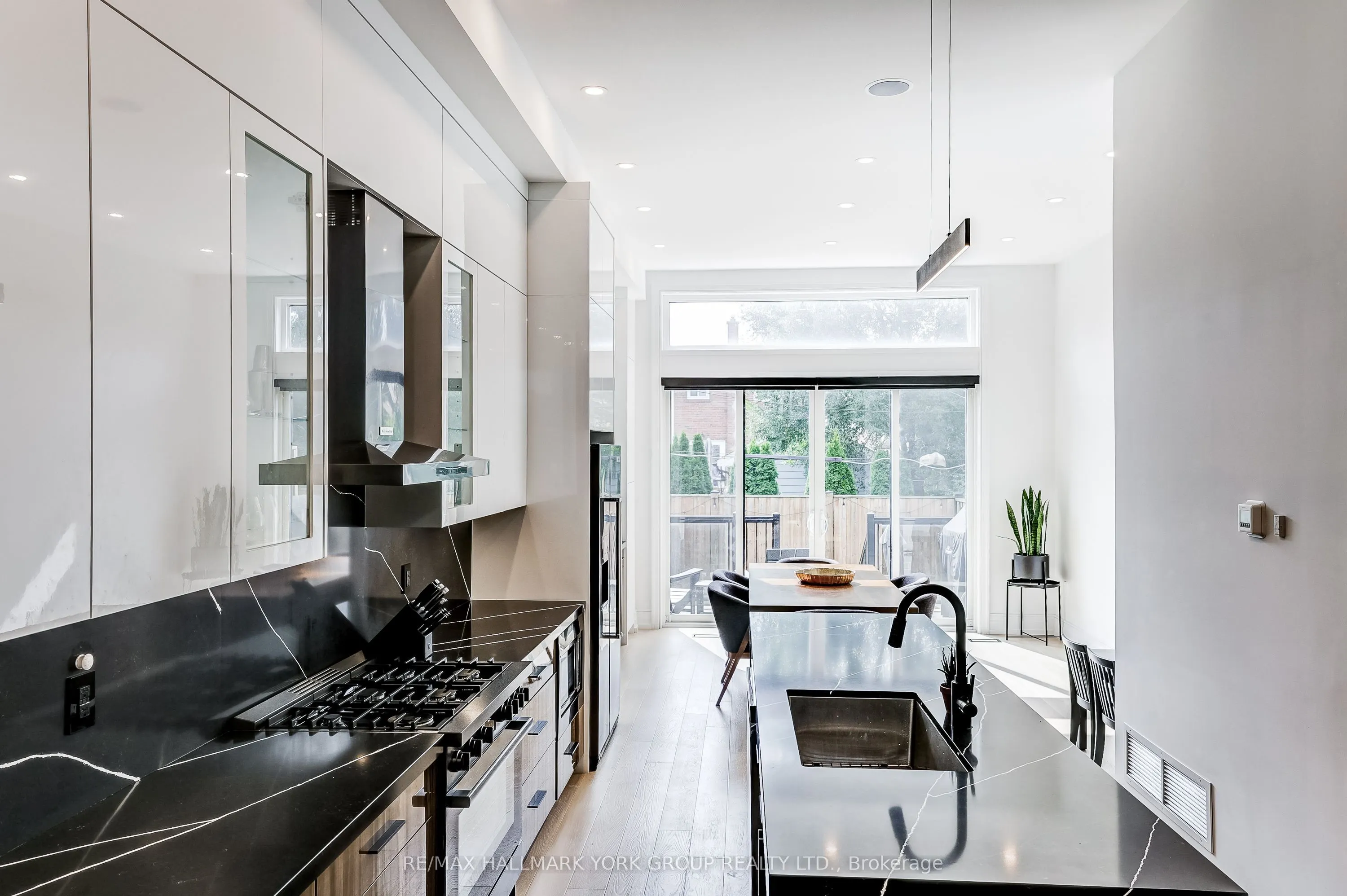 109A Holborne Avenue