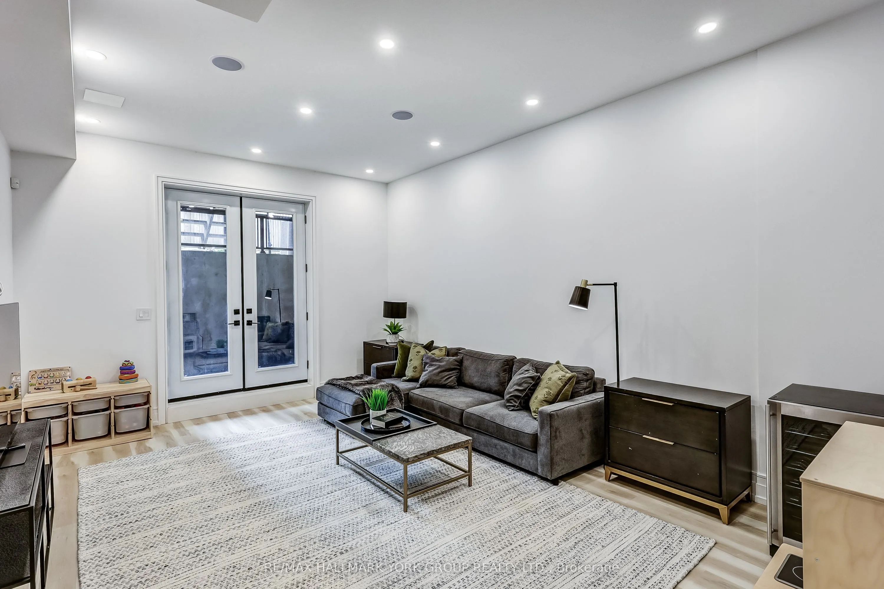 109A Holborne Avenue