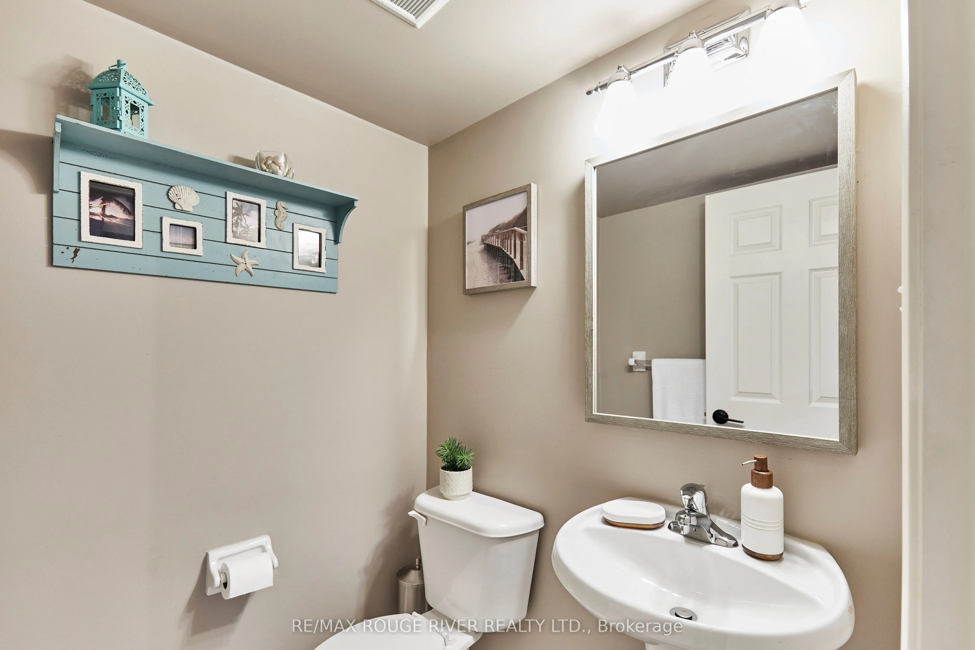 72 Petra Way, #2
