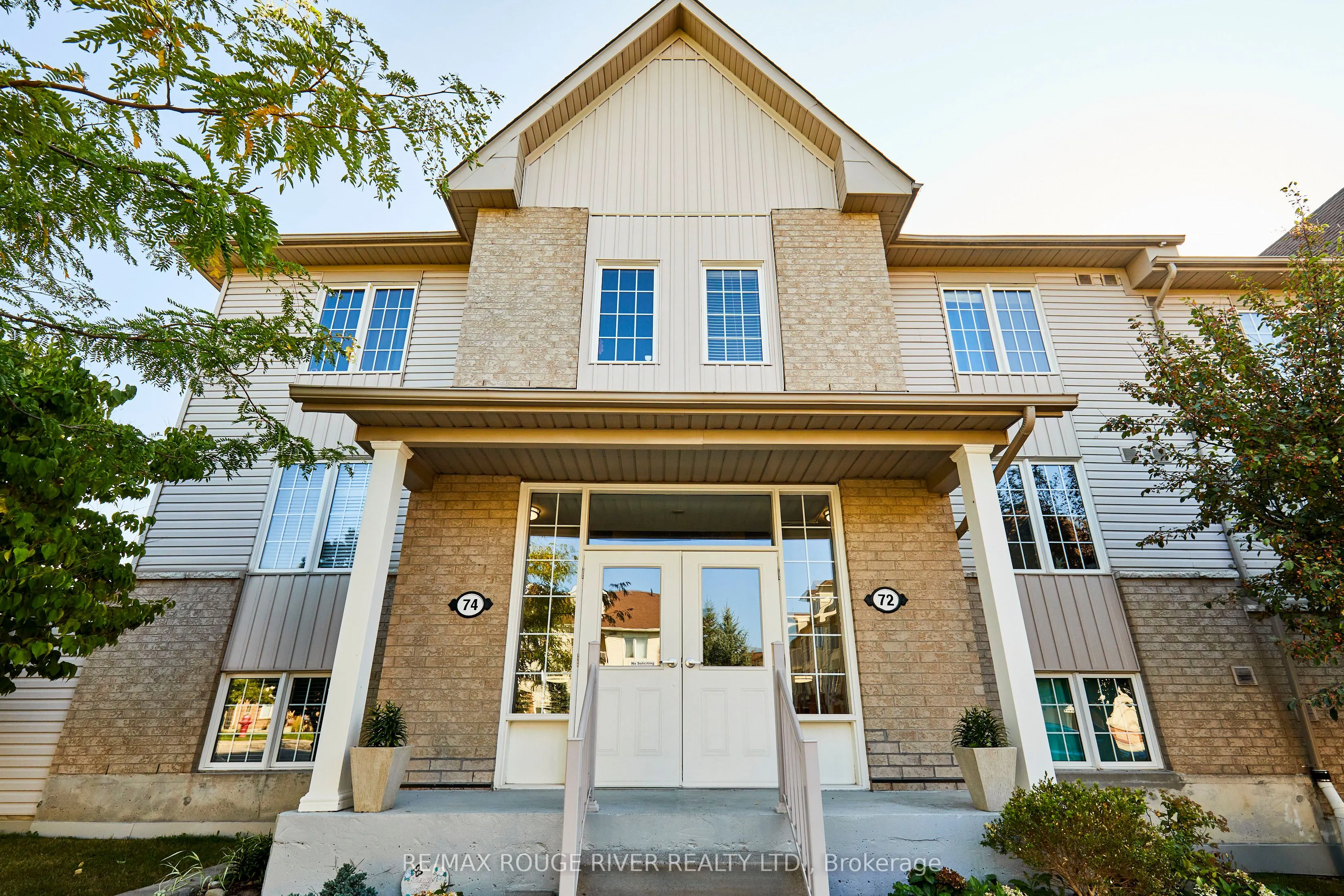 72 Petra Way, #2