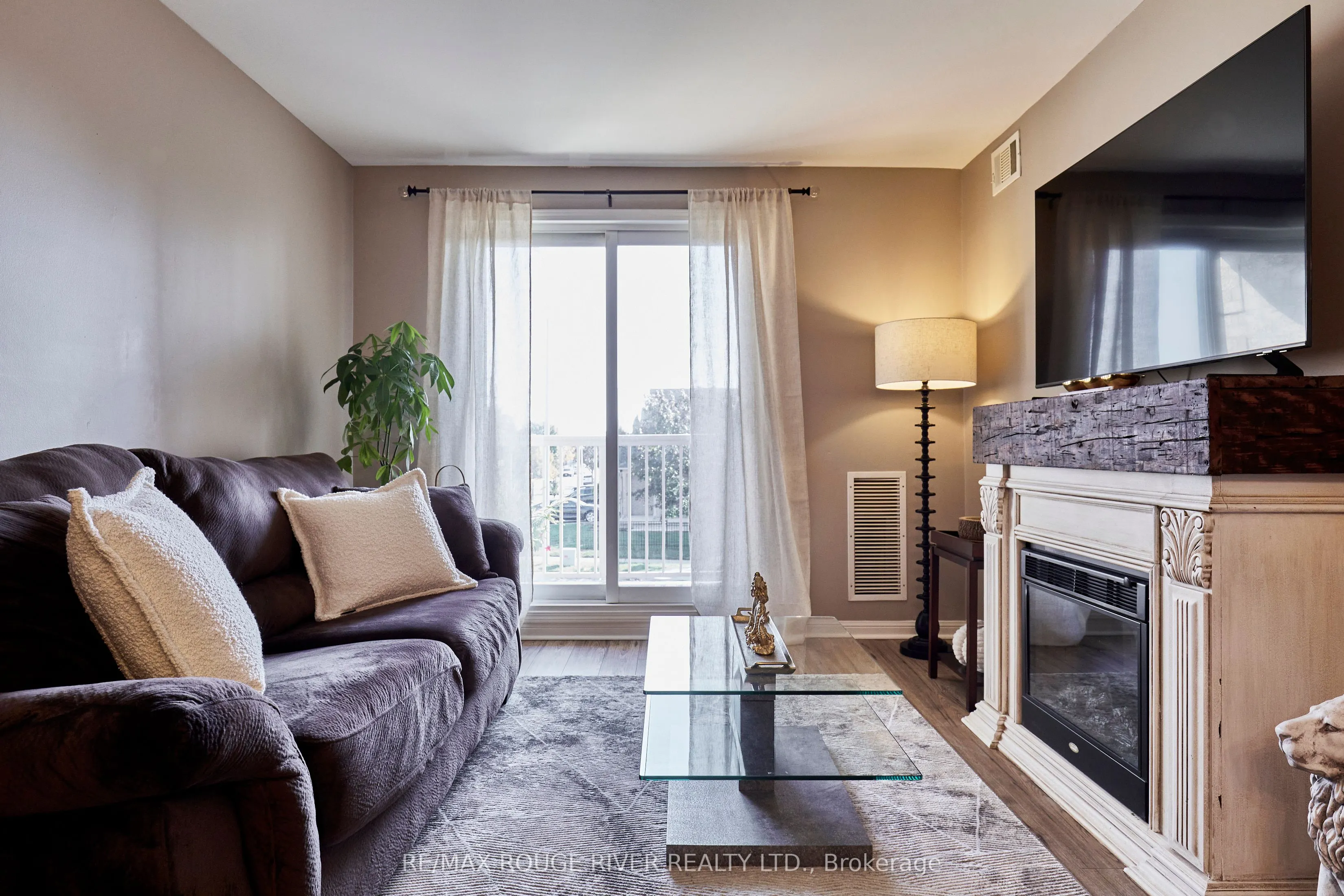 72 Petra Way, #2
