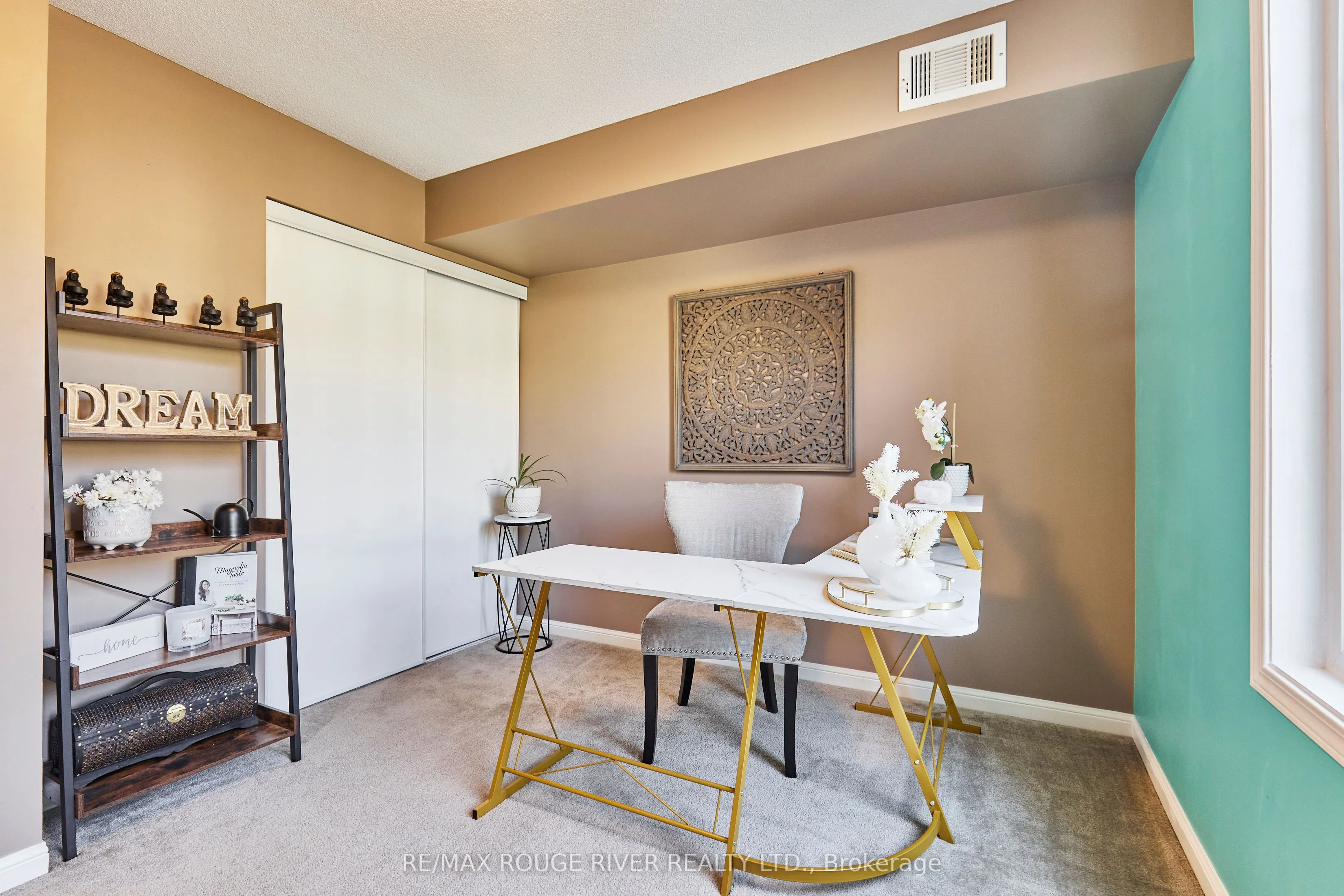 72 Petra Way, #2