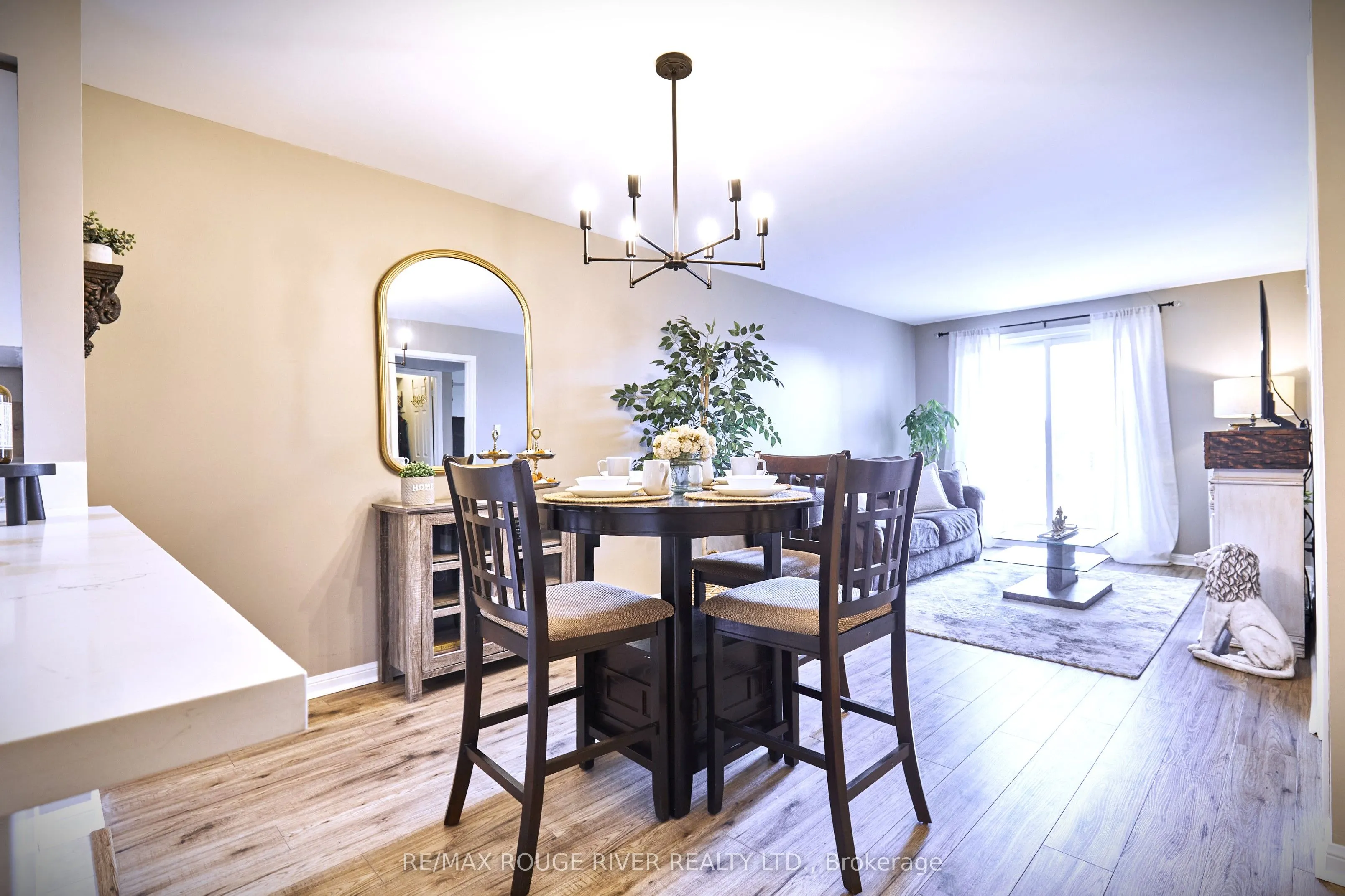 72 Petra Way, #2