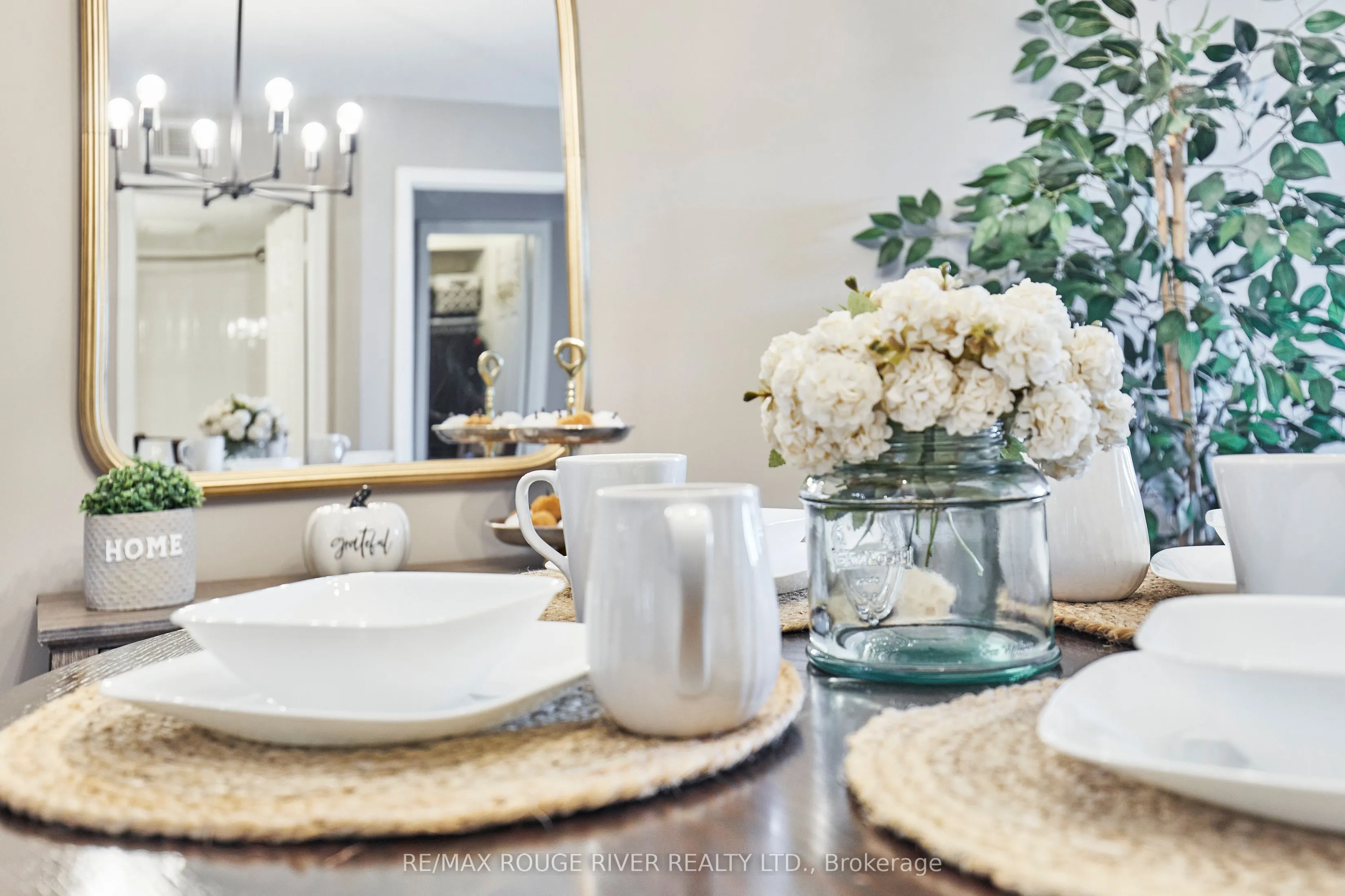 72 Petra Way, #2