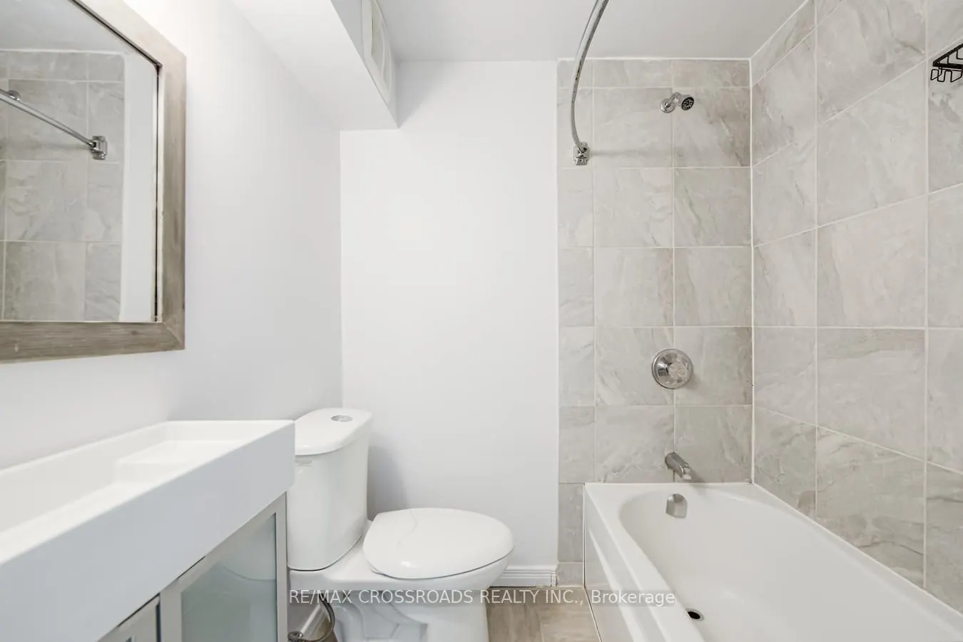 3 Brimforest Gate