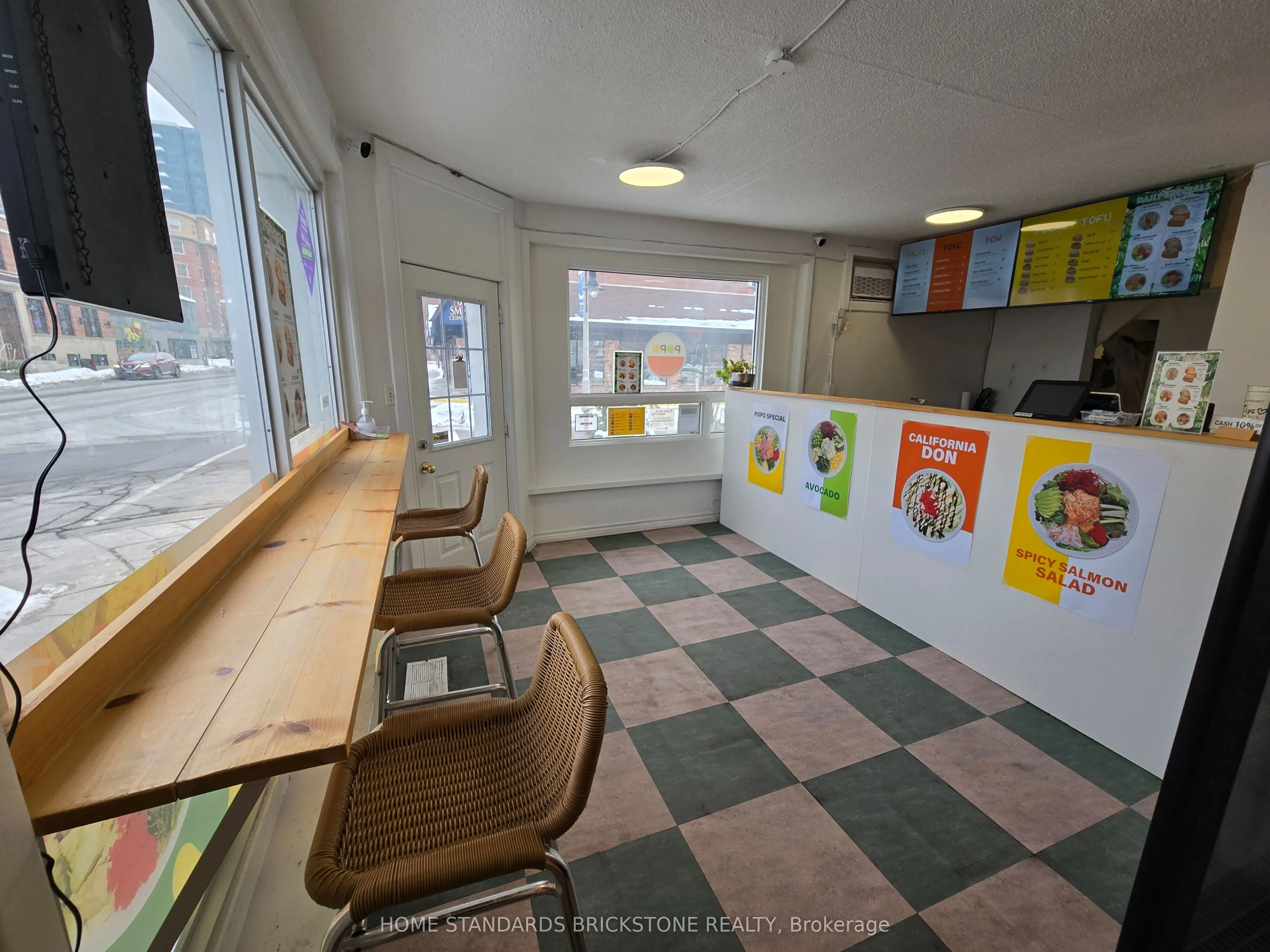 31 Bond Street E