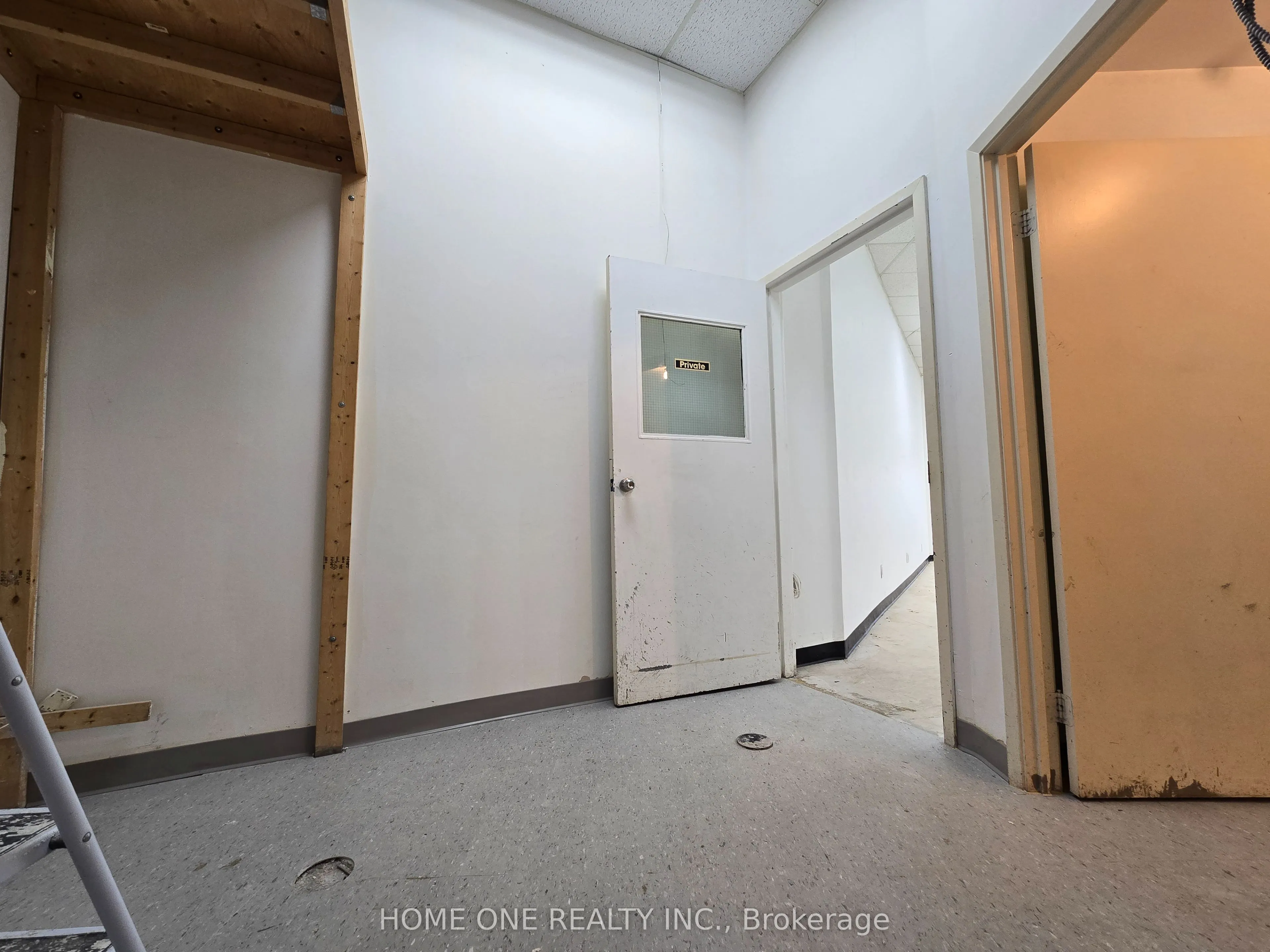 4 Greystone Walk Drive, #A3