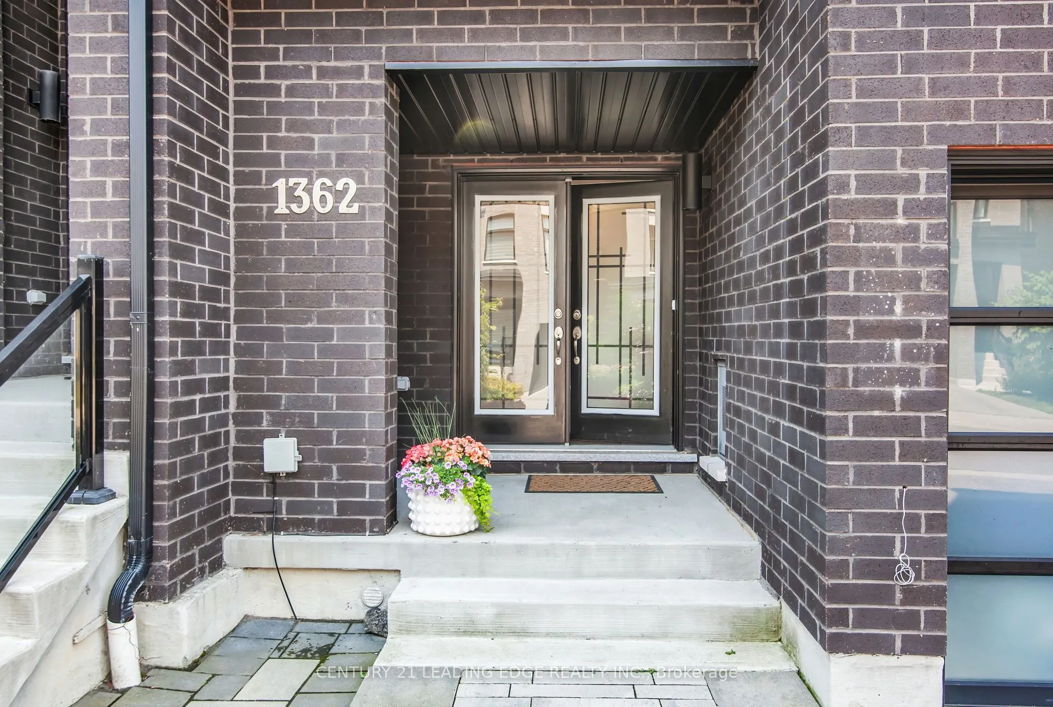 1362 Gull Crossing N