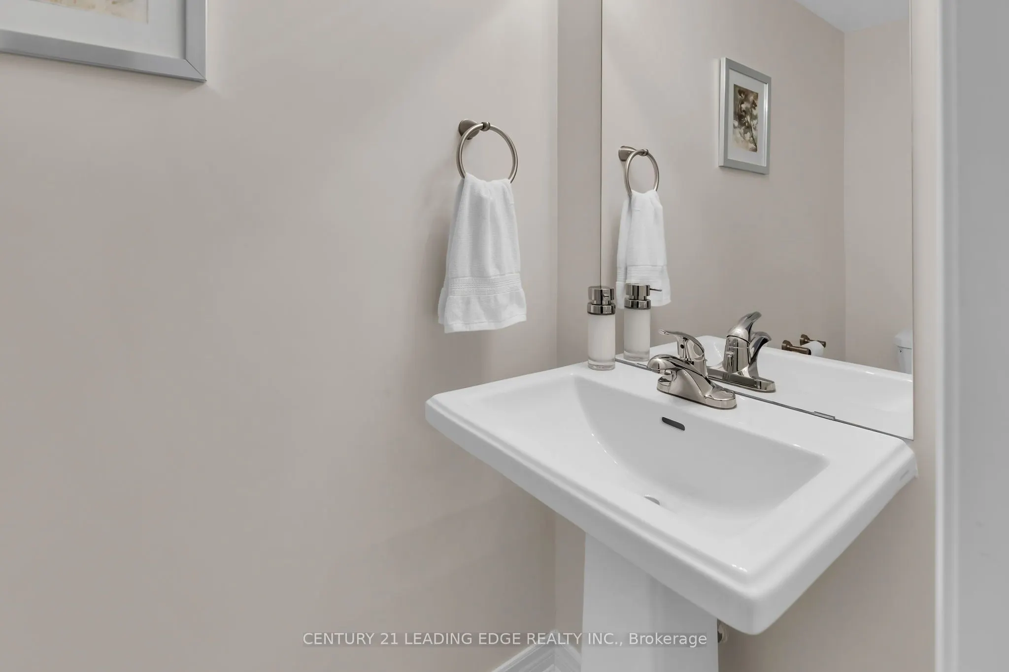 1362 Gull Crossing N