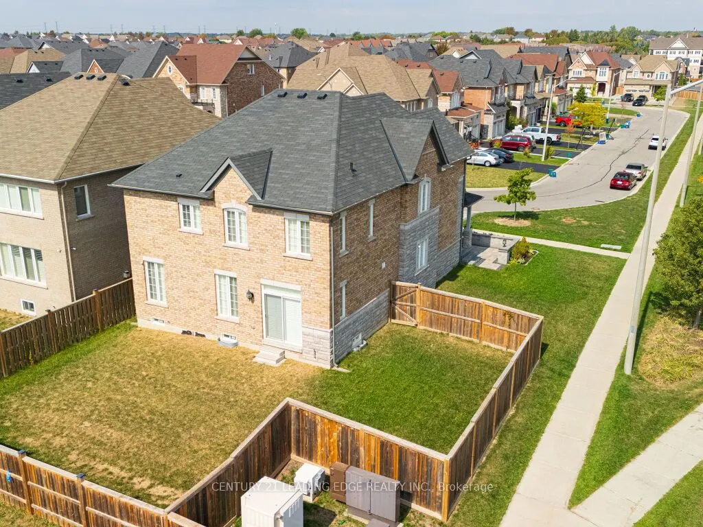 39 Butson Crescent