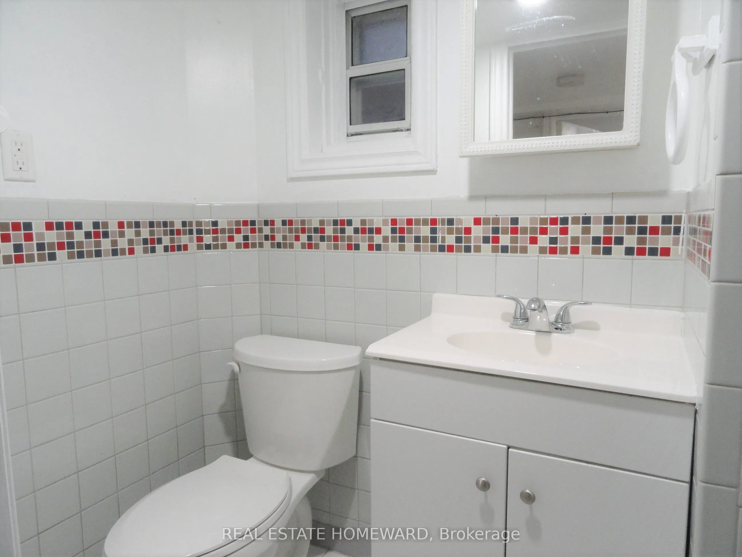 328 Linsmore Crescent, #(lower level)