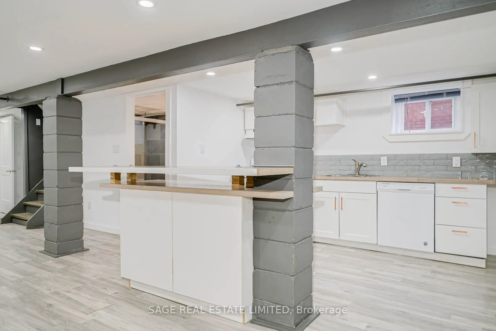 10 Fir Avenue, #5