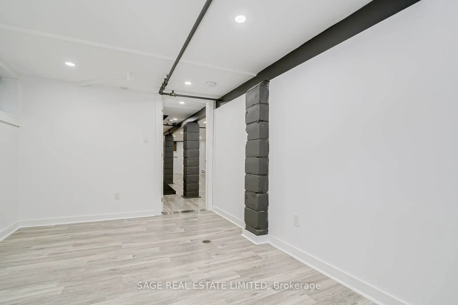 10 Fir Avenue, #5