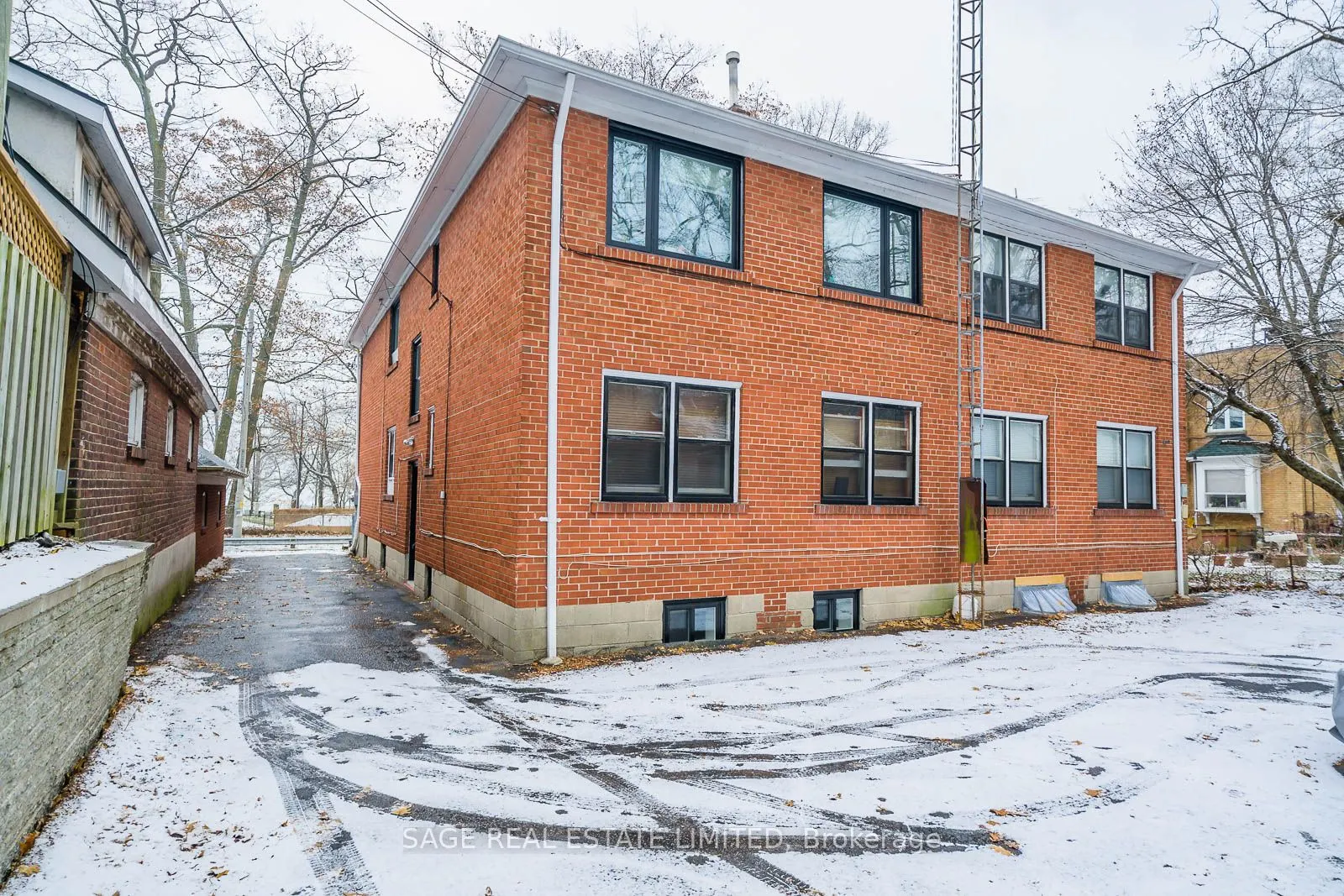 10 Fir Avenue, #5