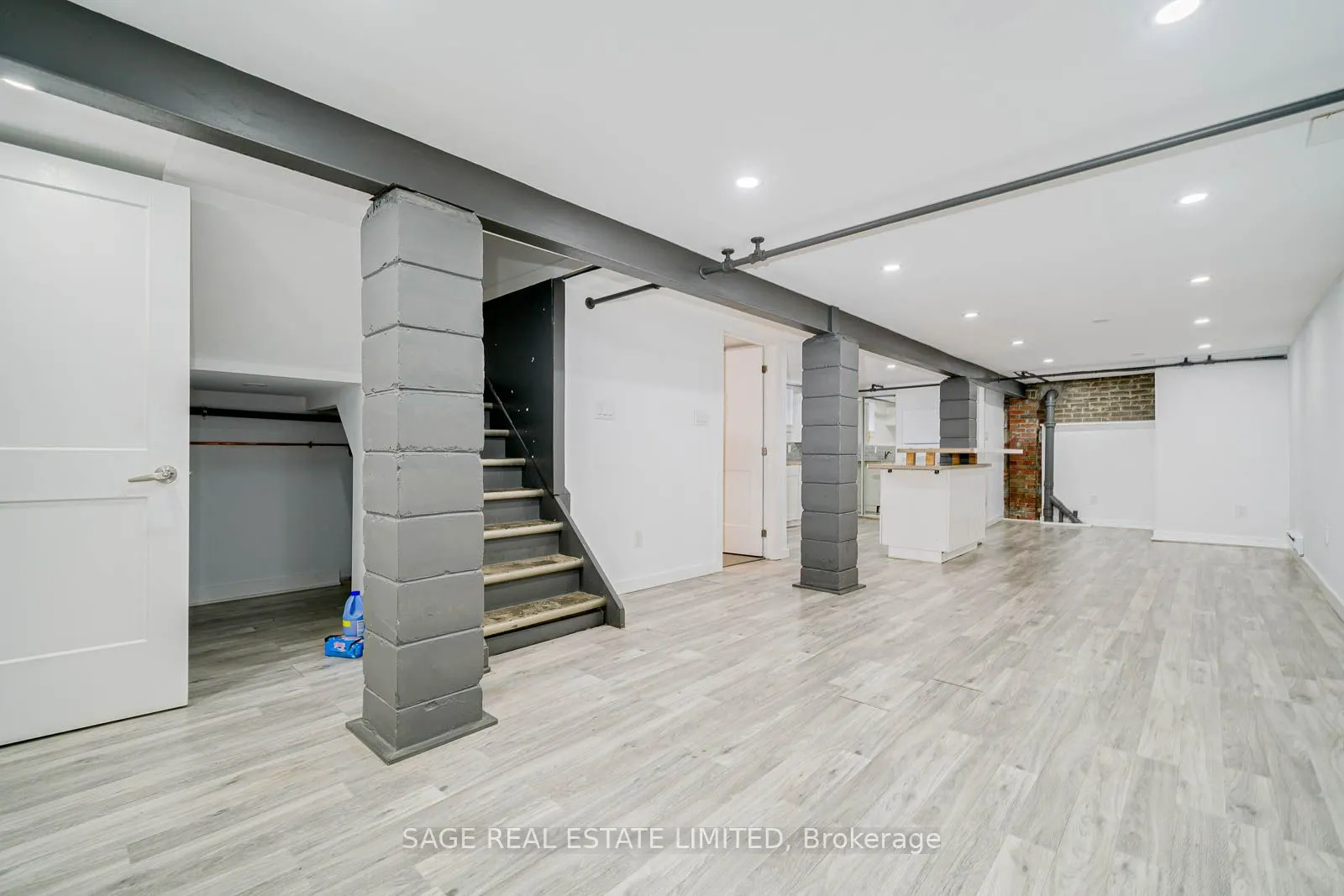 10 Fir Avenue, #5