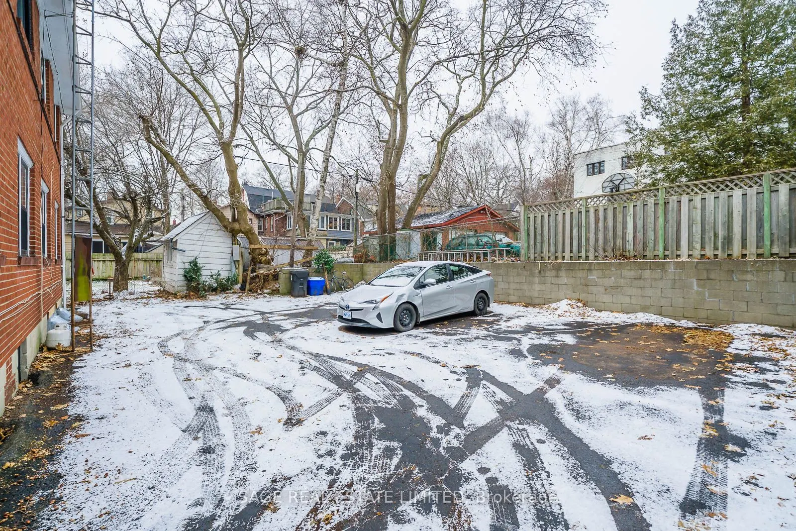 10 Fir Avenue, #5