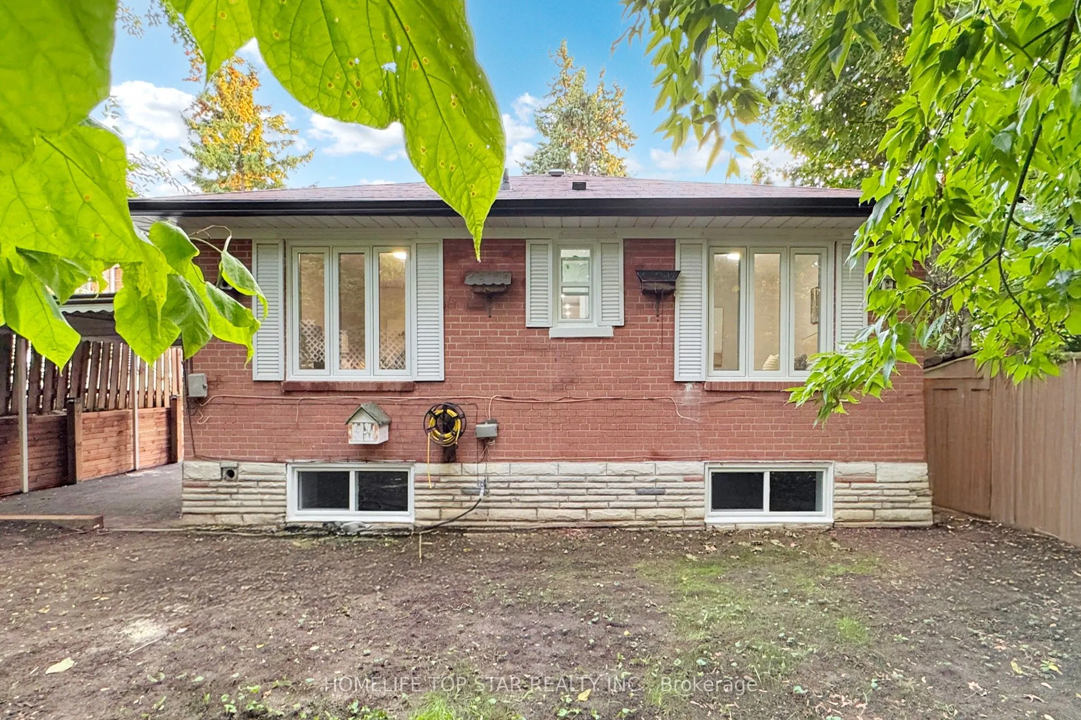 36 Belyea Crescent