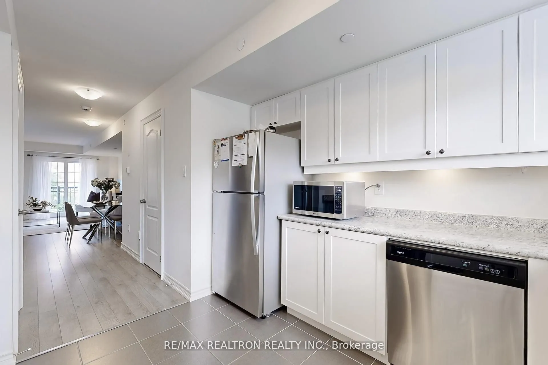2472 Rosedrop Path, #215