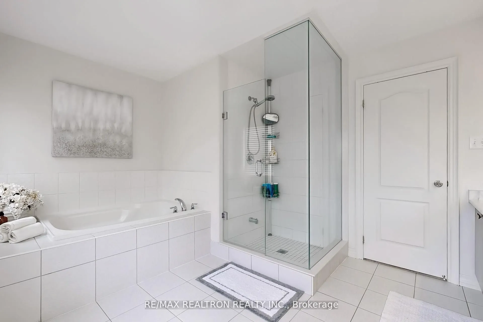 2472 Rosedrop Path, #215