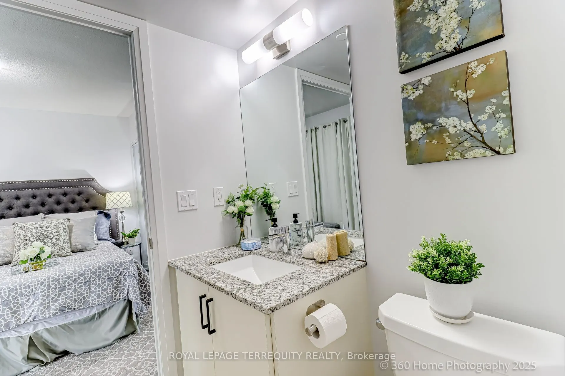 20 Meadowglen Place, #326